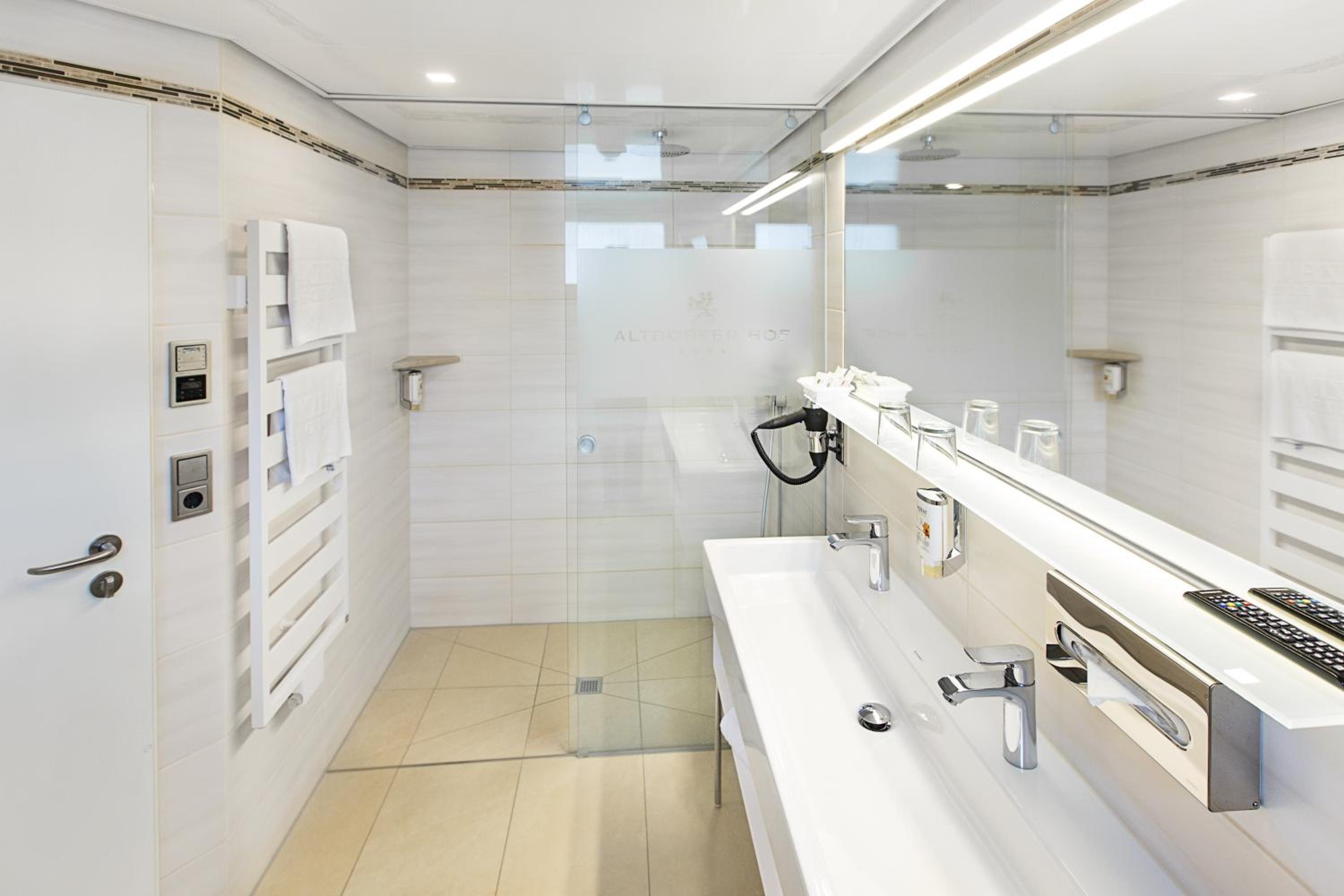 Double Room Premium - Photo 9