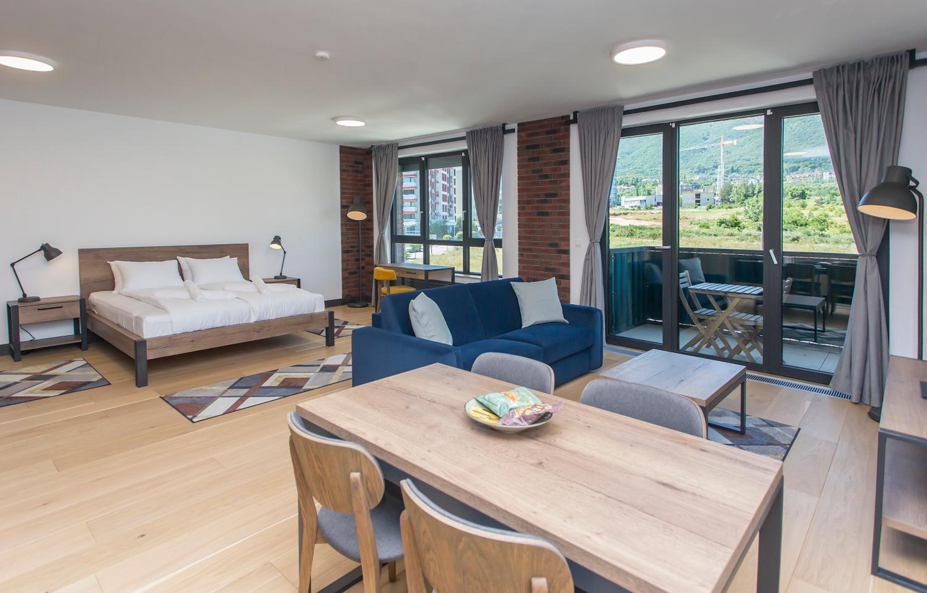 One-Bedroom Apartment - Photo 10