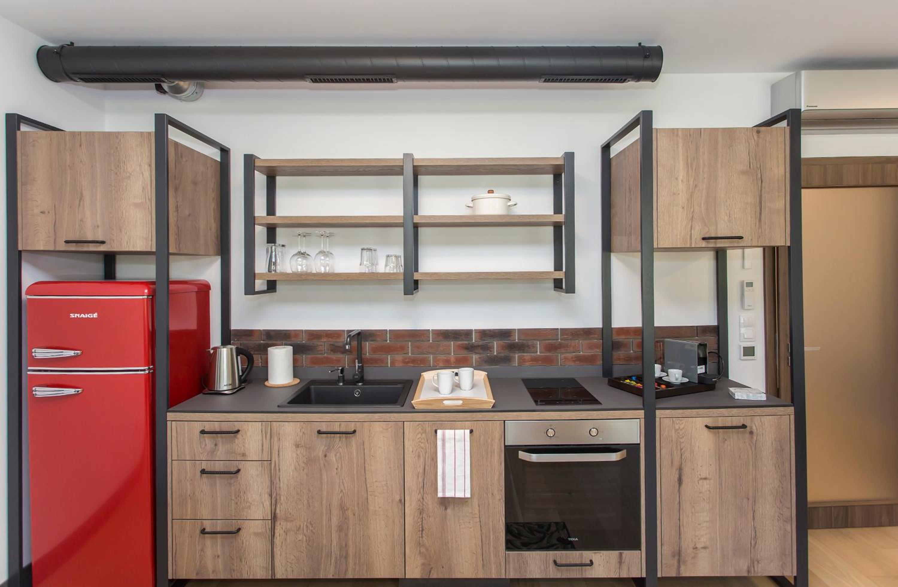 One-Bedroom Apartment - Photo 31