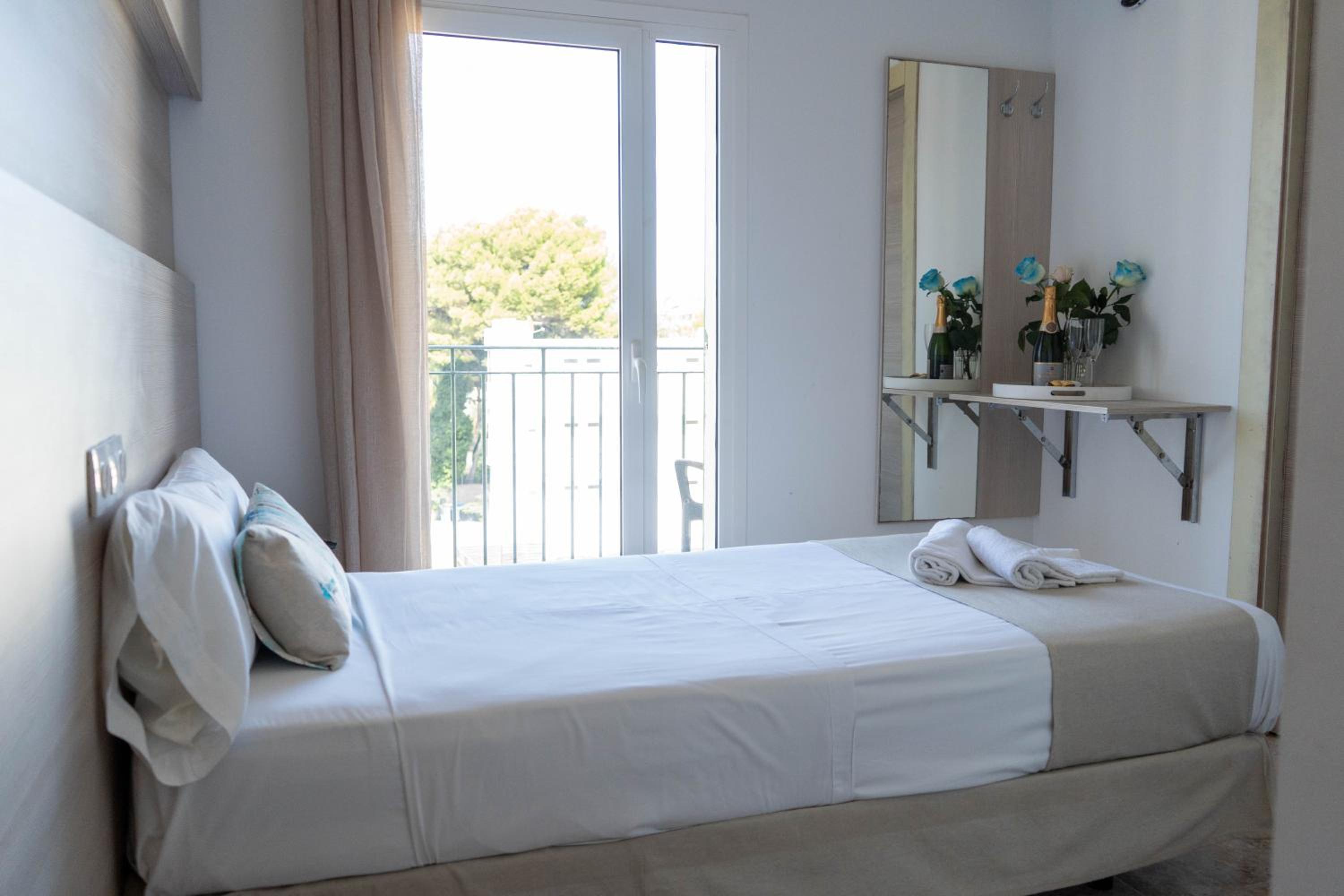 Single Room photo 3