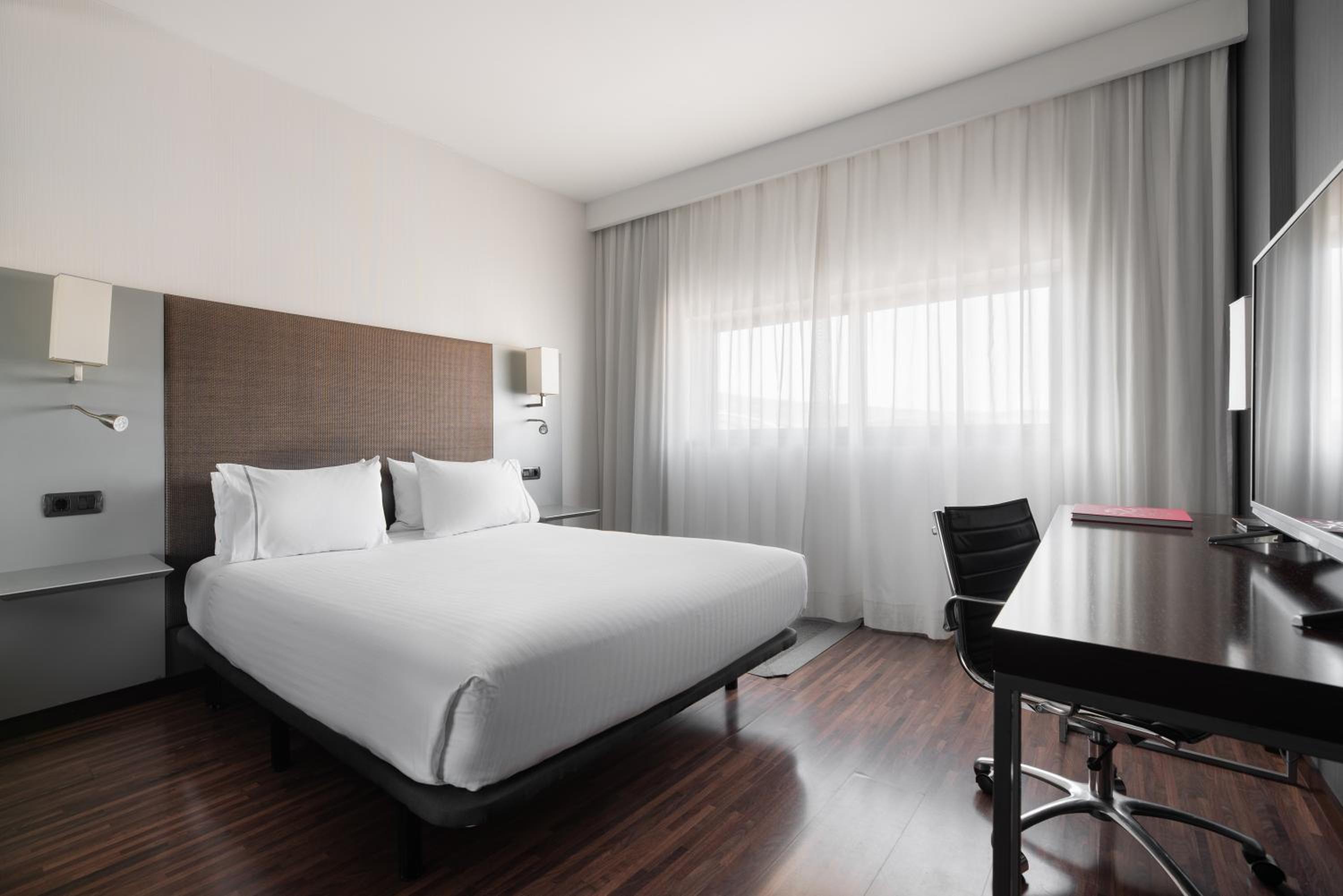 Double or Twin Room - Photo 1
