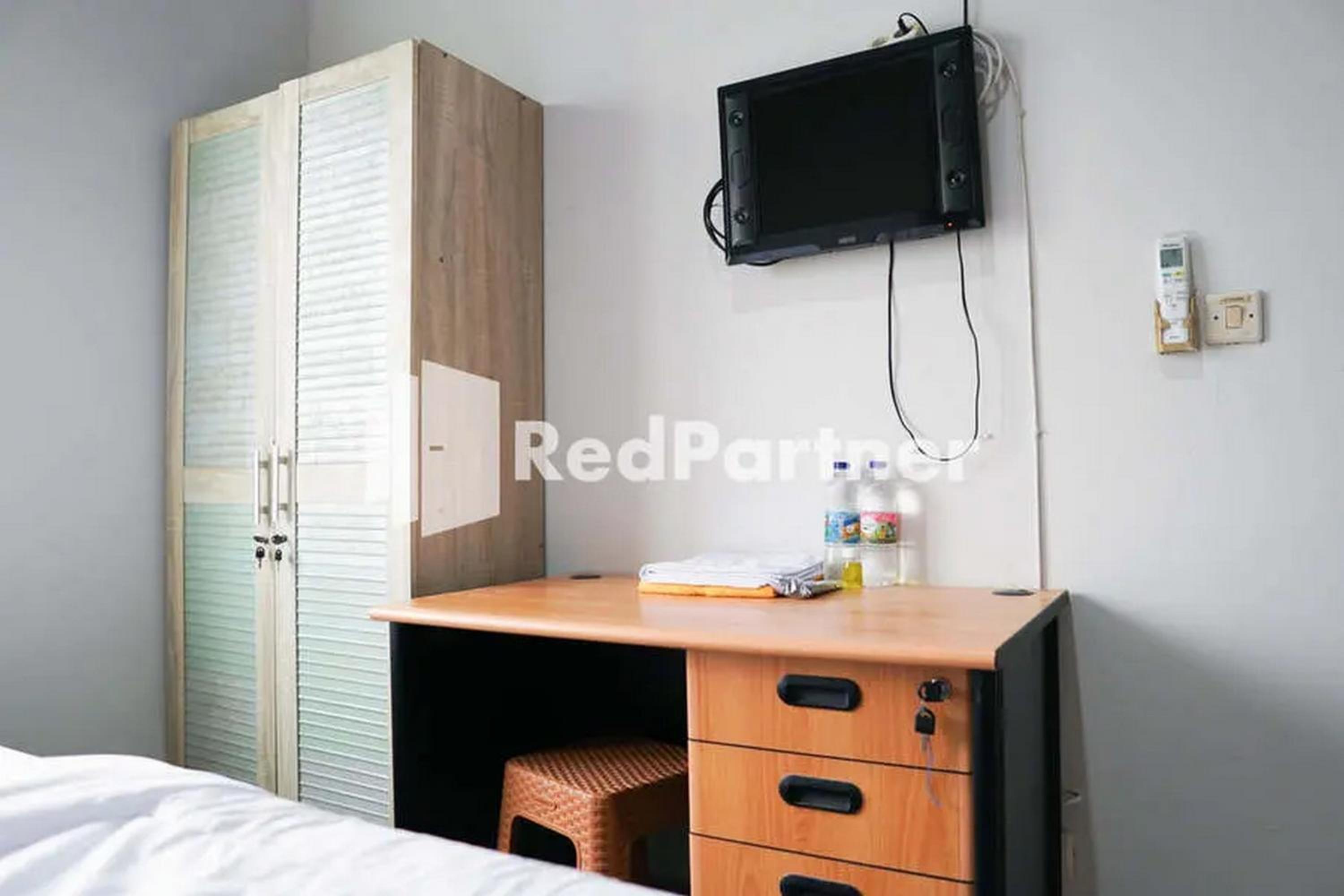 Standard Double Room - Photo 10