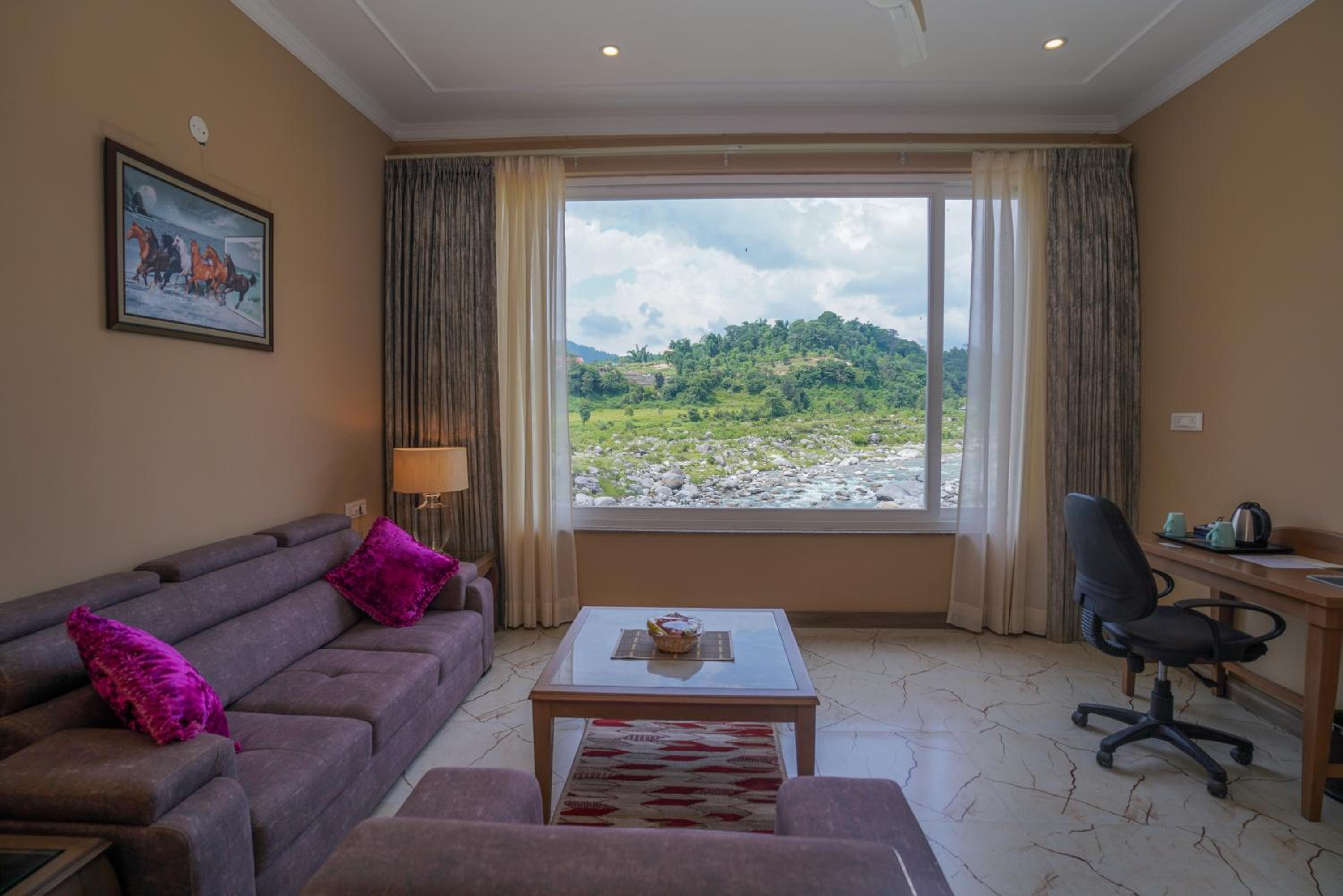 Executive Suite photo 1