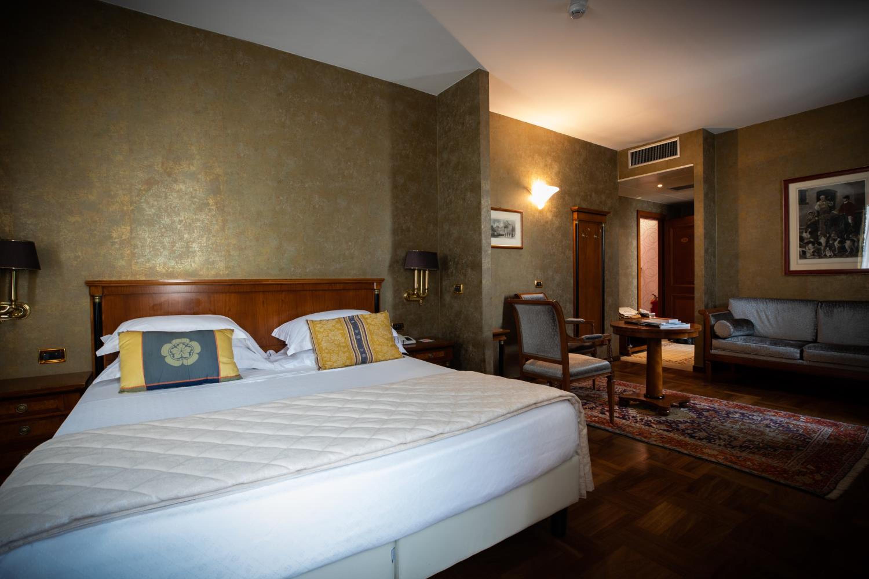 Junior Suite - Photo 9
