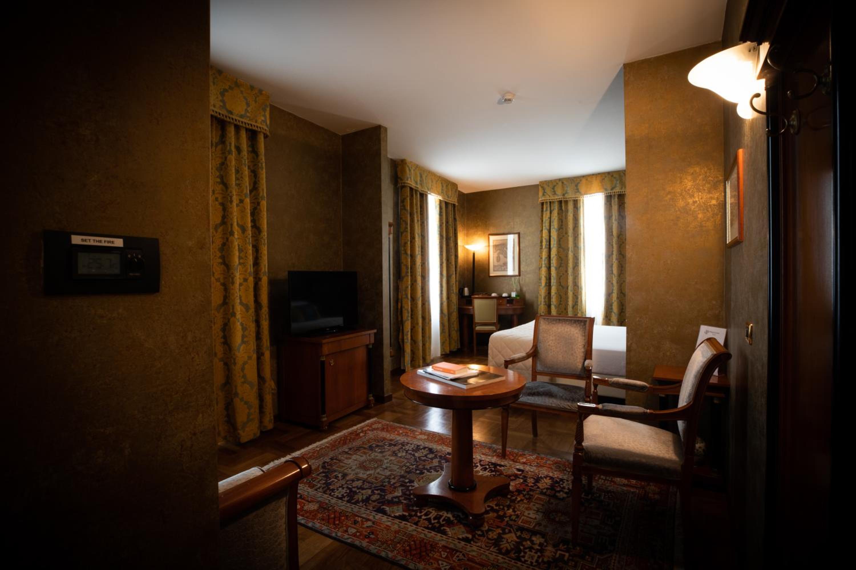Junior Suite - Photo 1