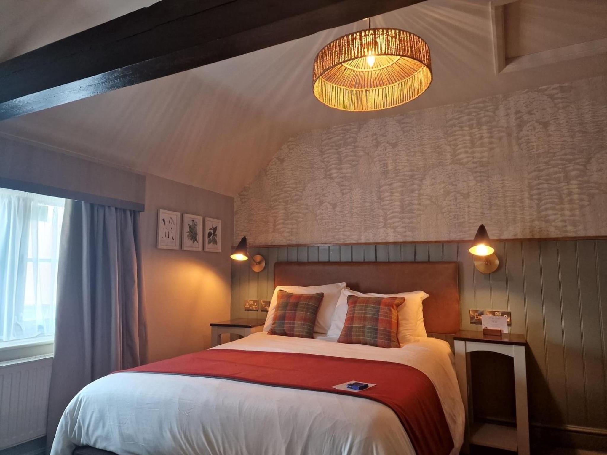 Double Room - Photo 8