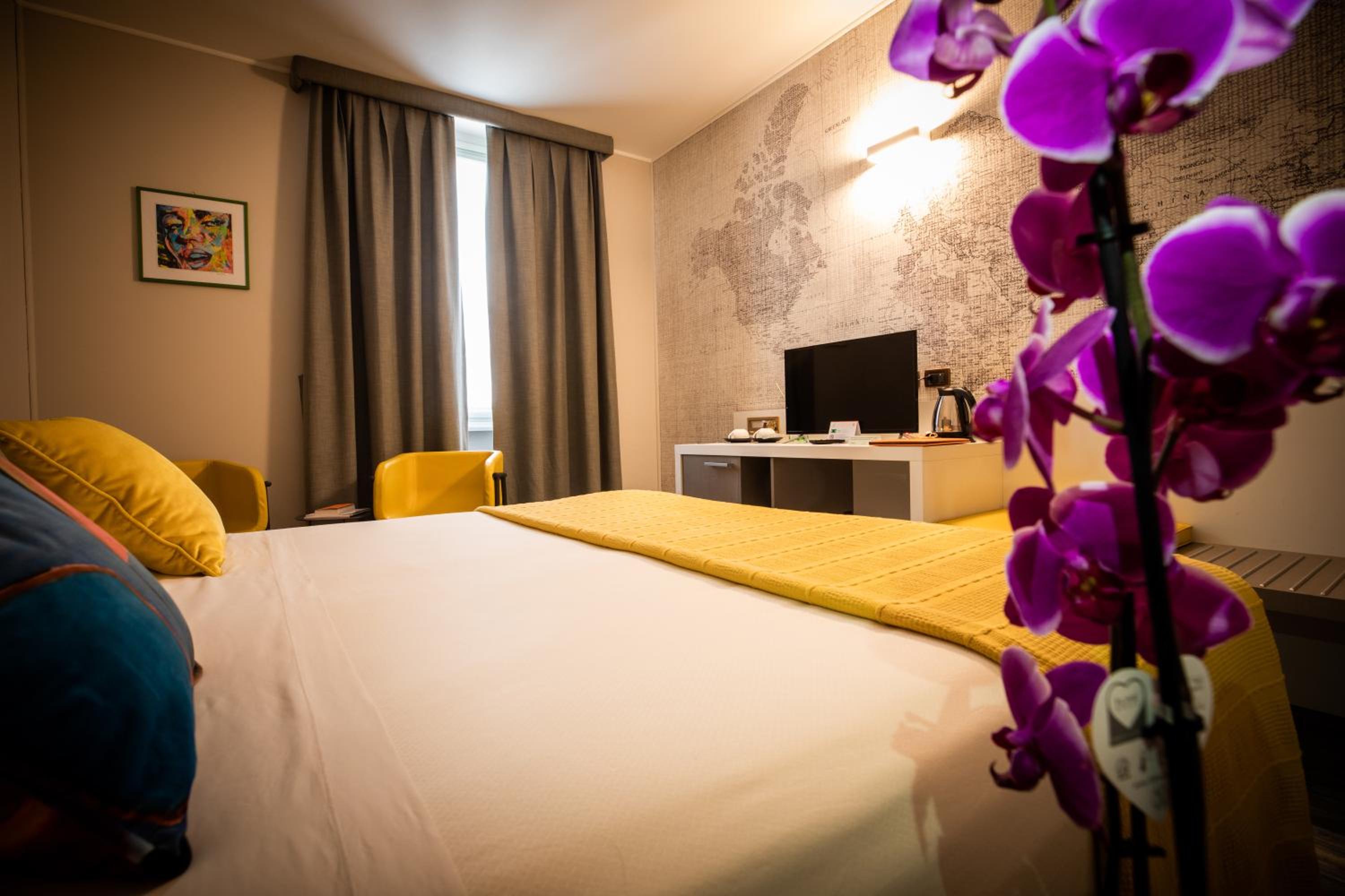Deluxe Room - Photo 3