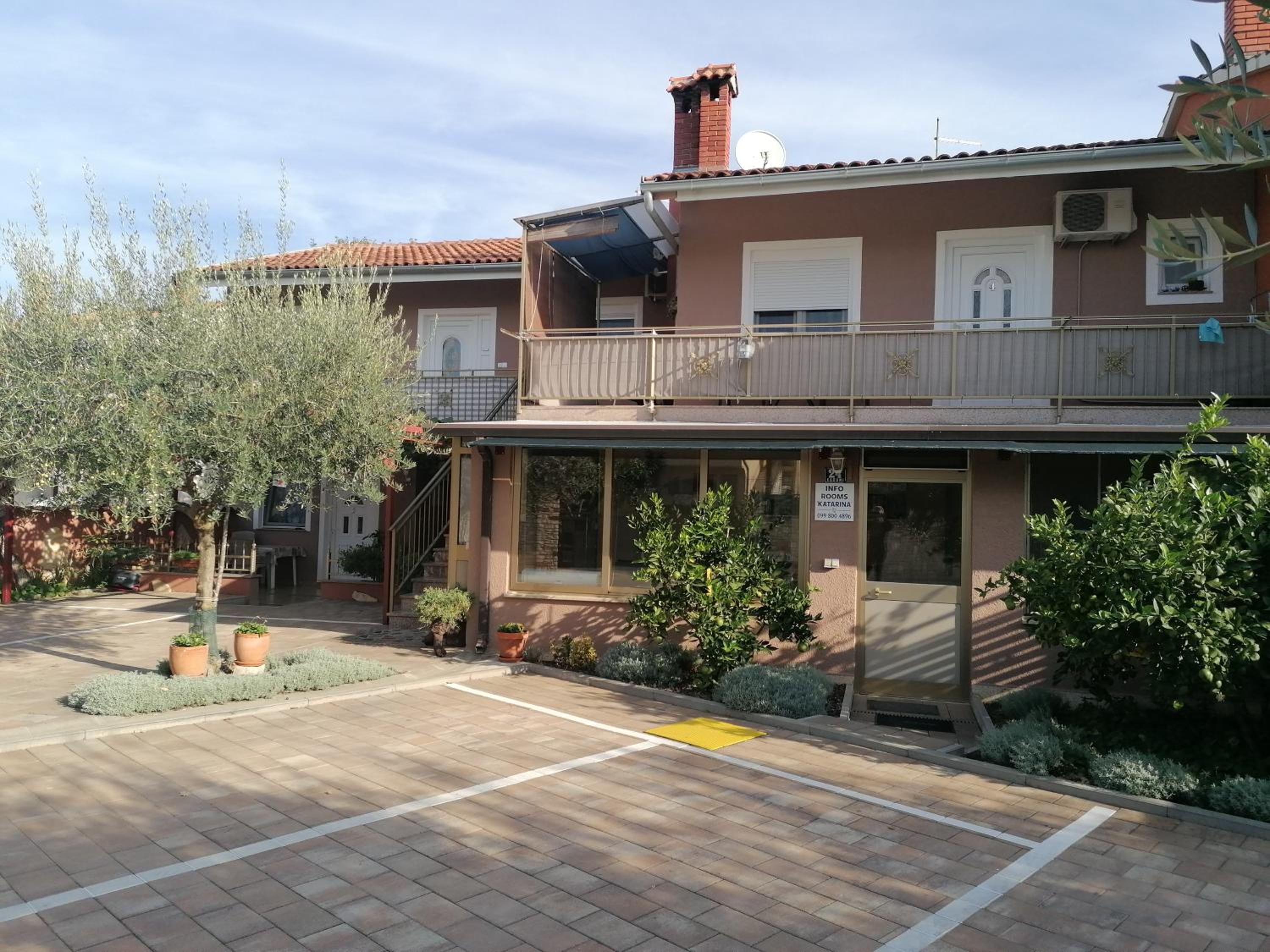 Superior Double or Twin Room with Garden View - Photo 22