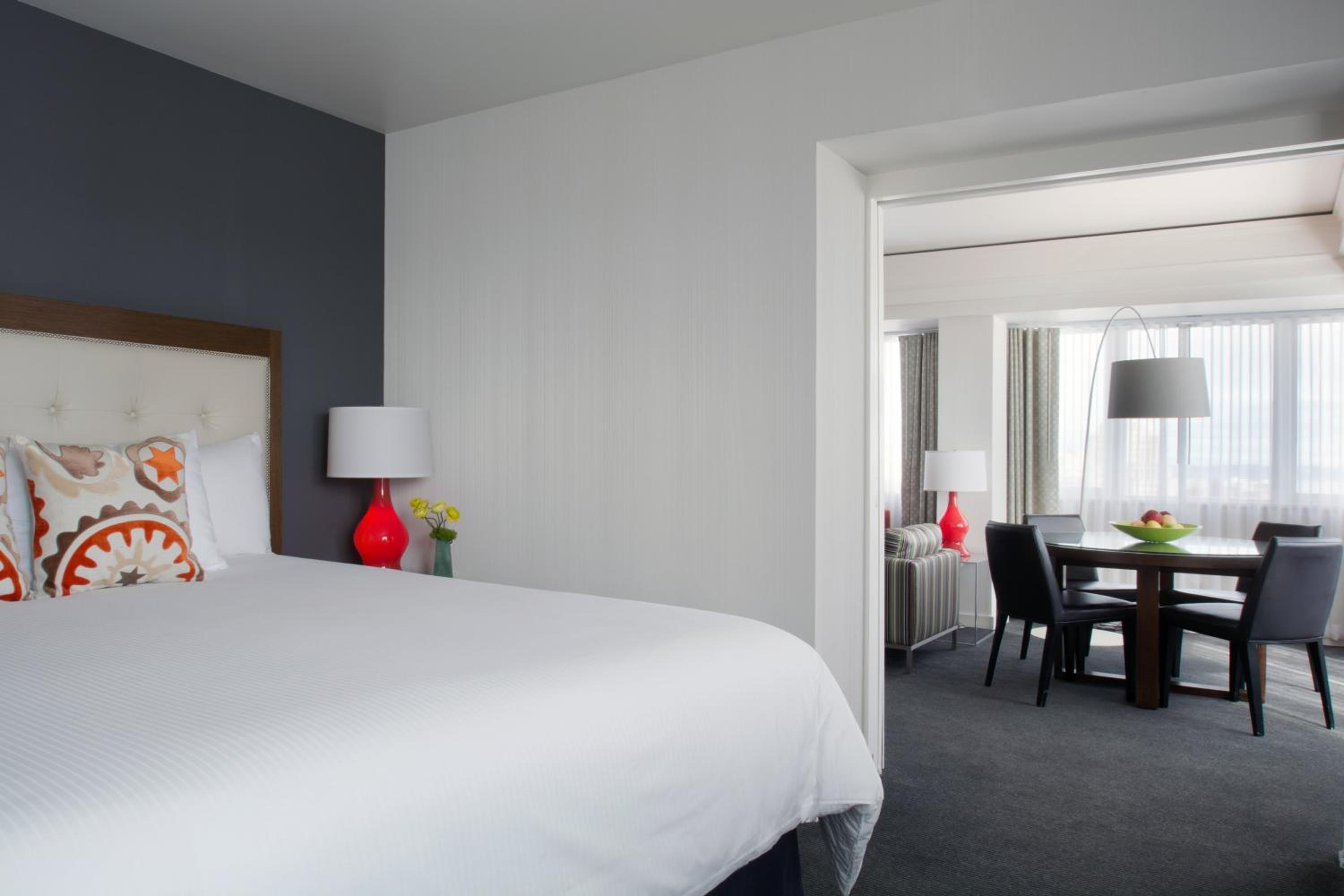 Superior King Suite - Photo 8