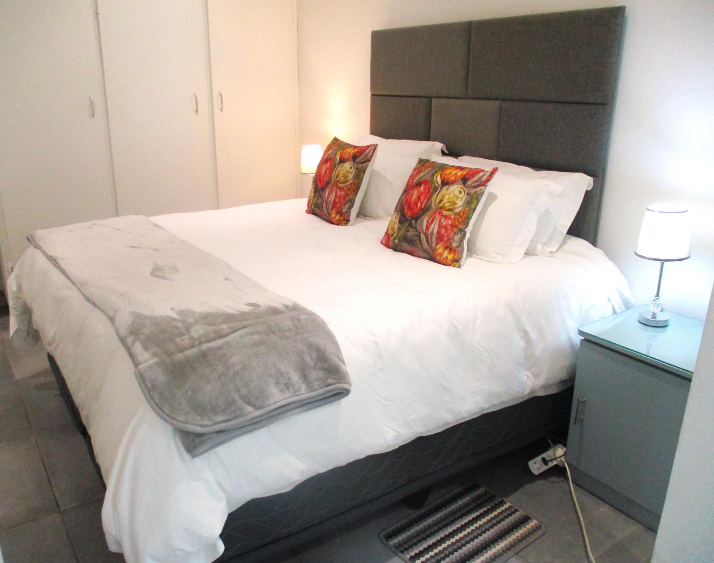 One-Bedroom Apartment - Photo 20
