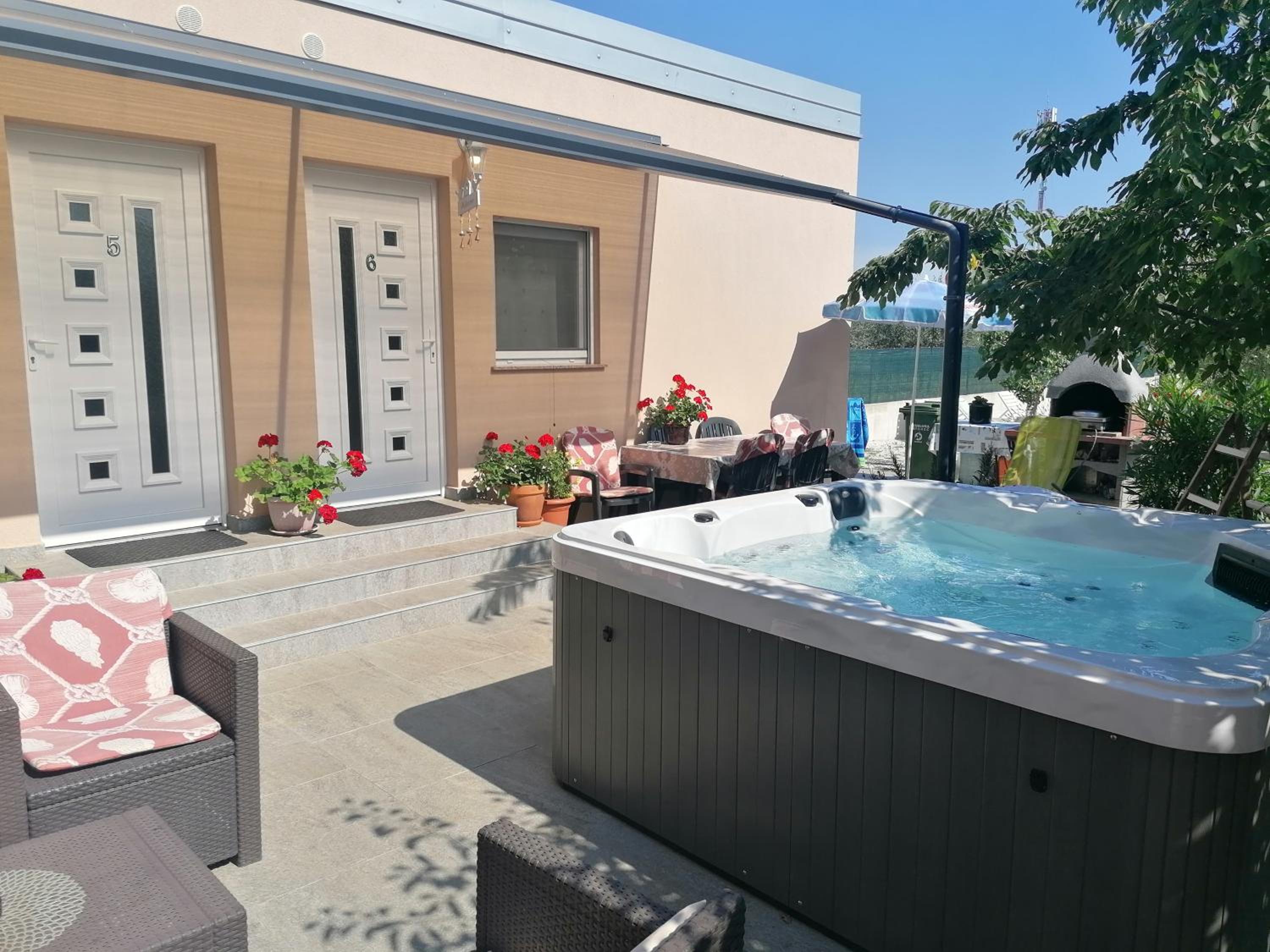 Superior Double or Twin Room with Garden View - Photo 28