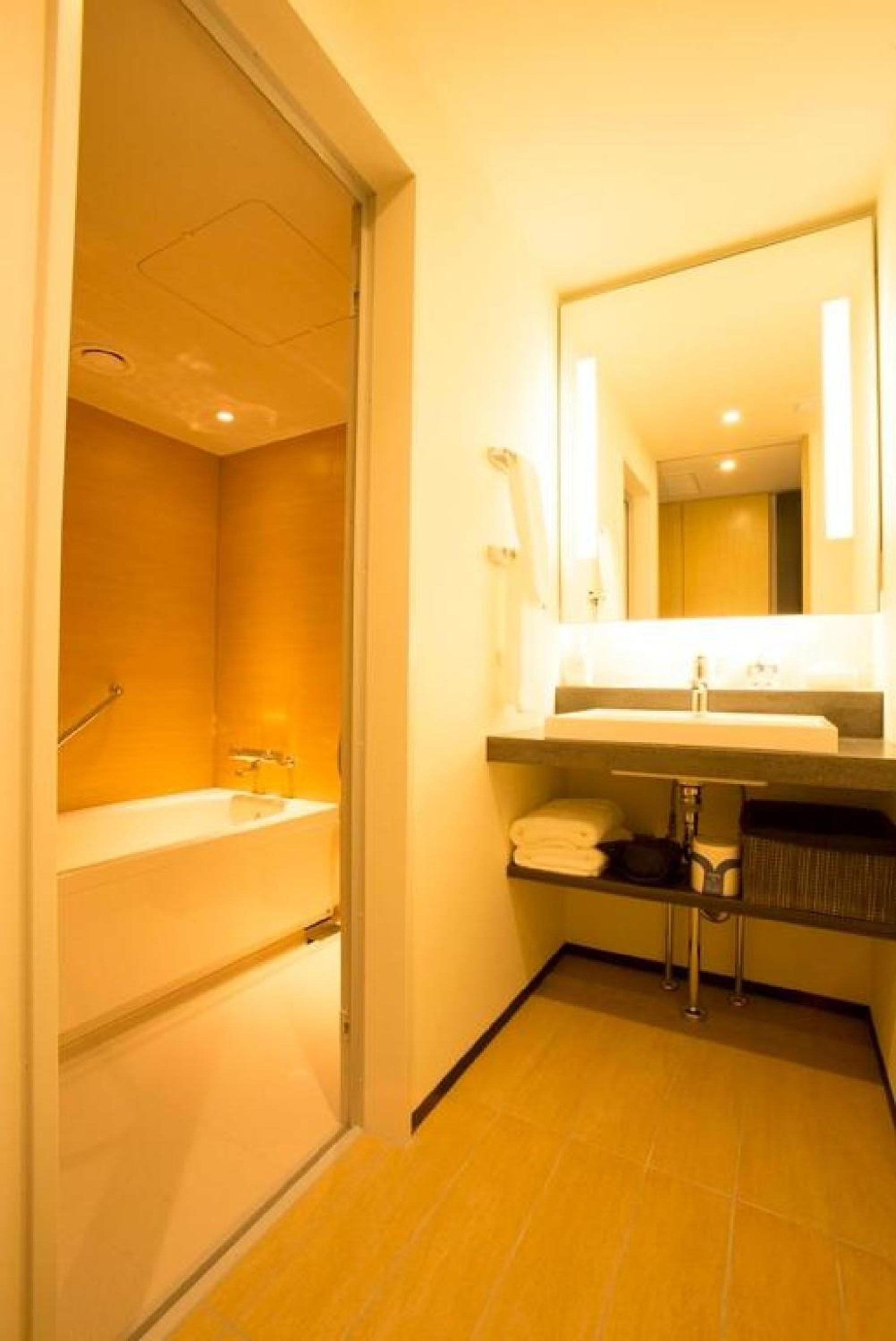 Superior Twin Room - Non-Smoking - Photo 4