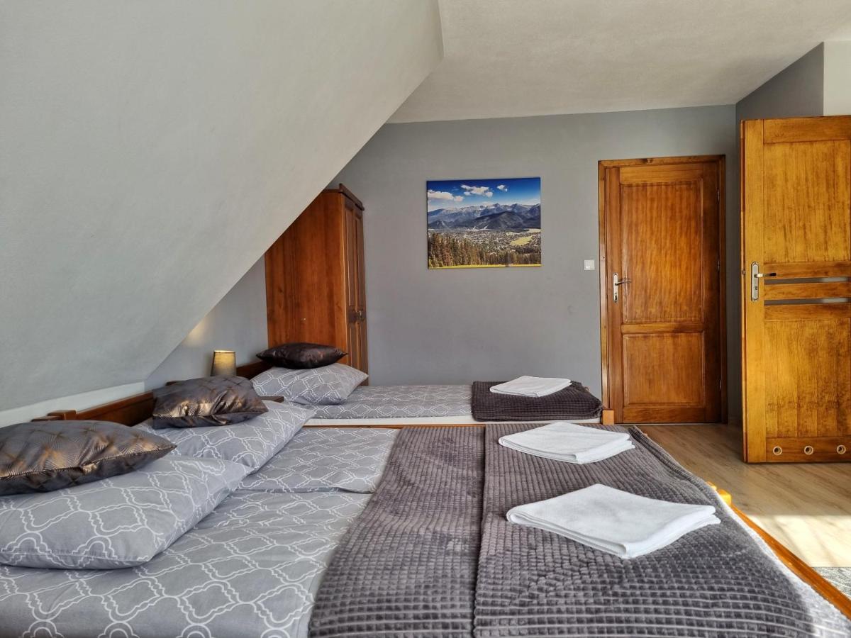 Quadruple Room with Balcony photo 3