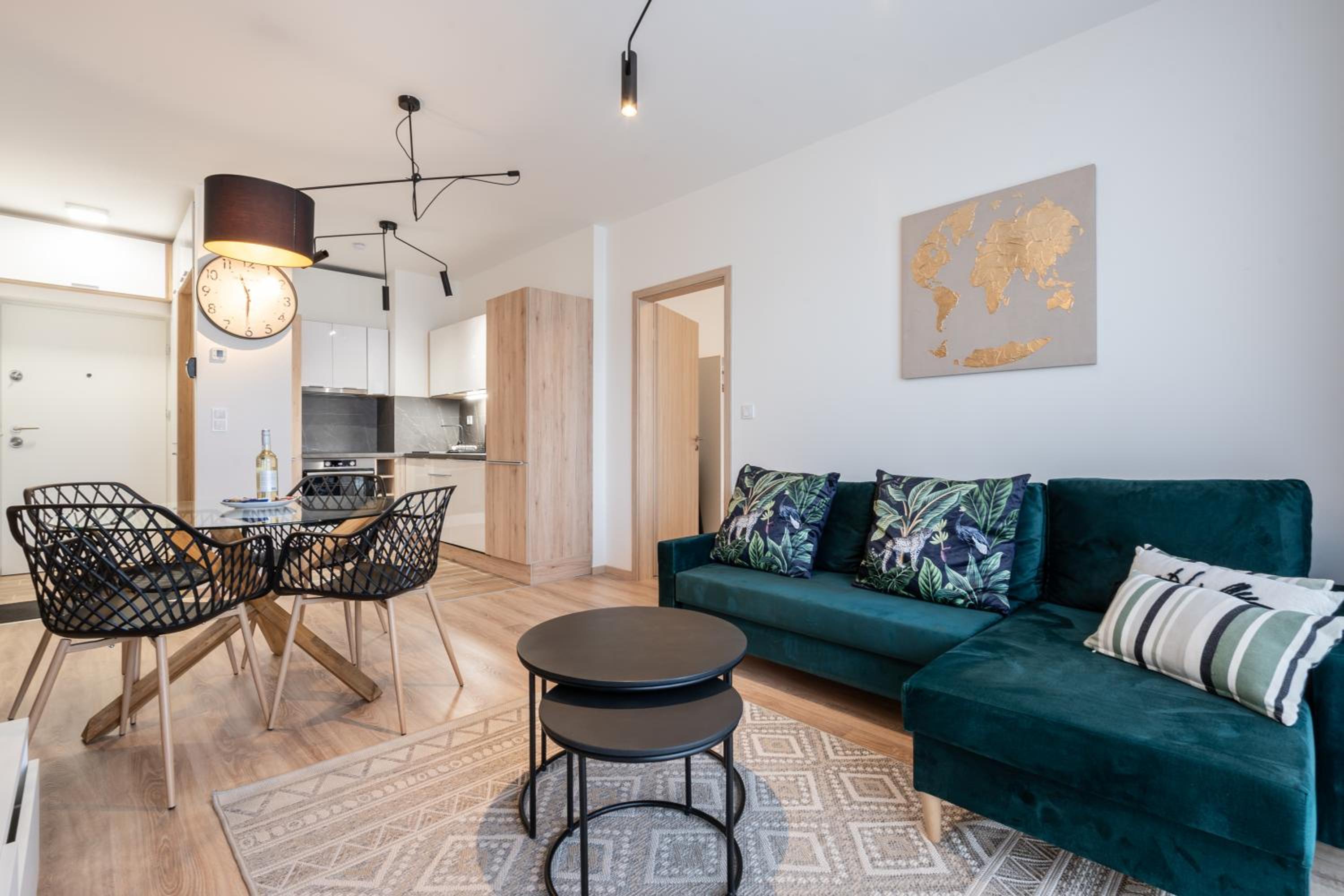 Two-Bedroom Apartment - Photo 7