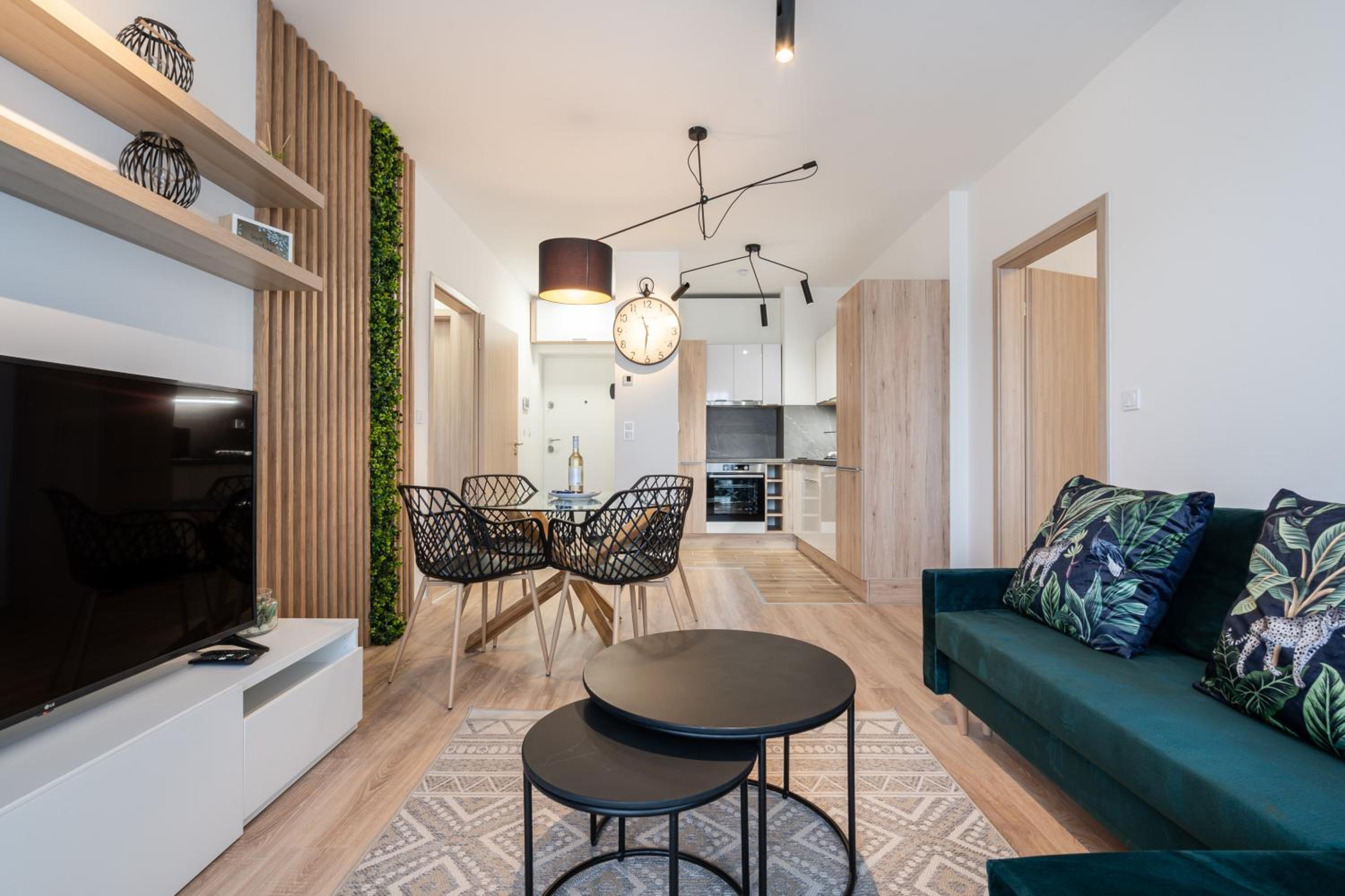 Two-Bedroom Apartment - Photo 12