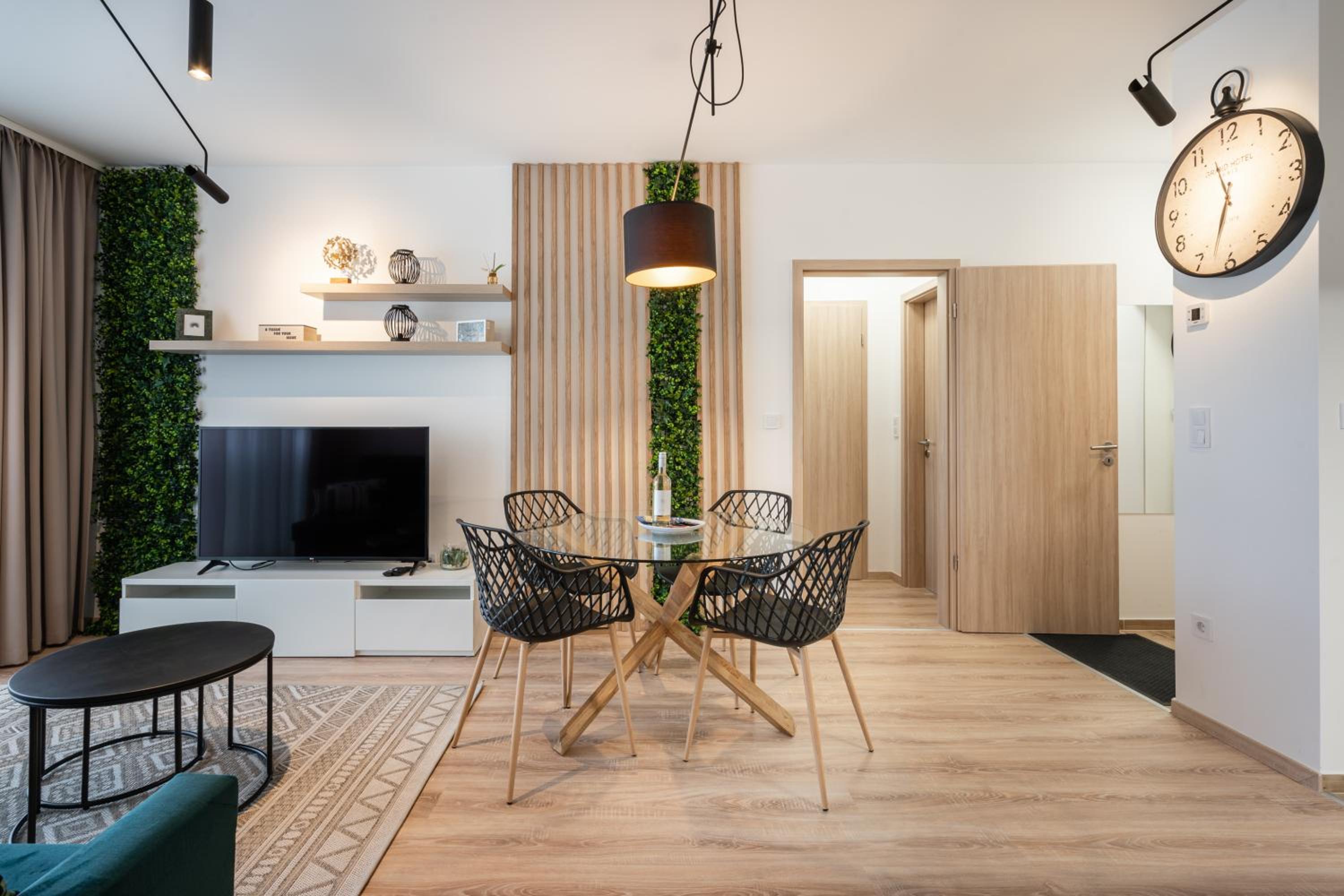 Two-Bedroom Apartment - Photo 15