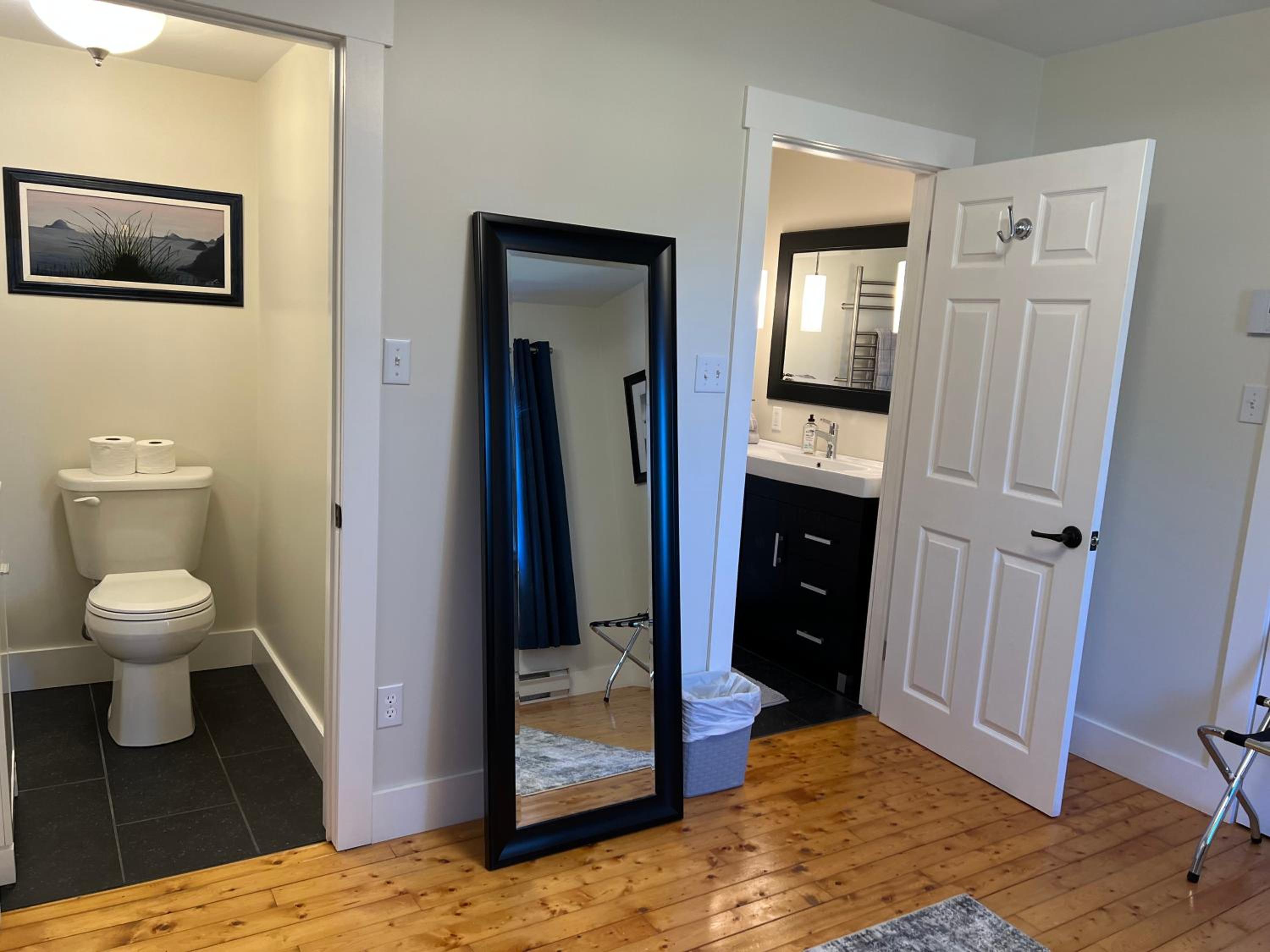 Suite with Garden View photo 2