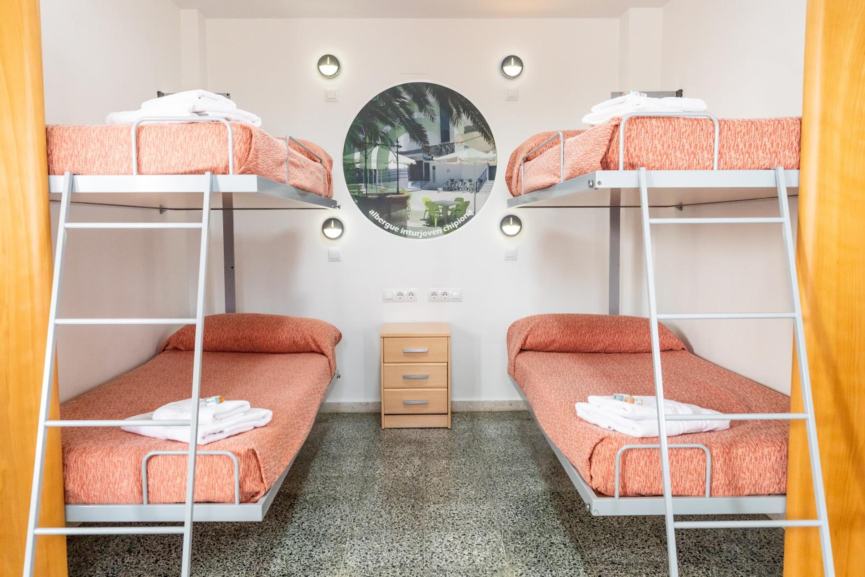 Habitación Triple con Baño Privado