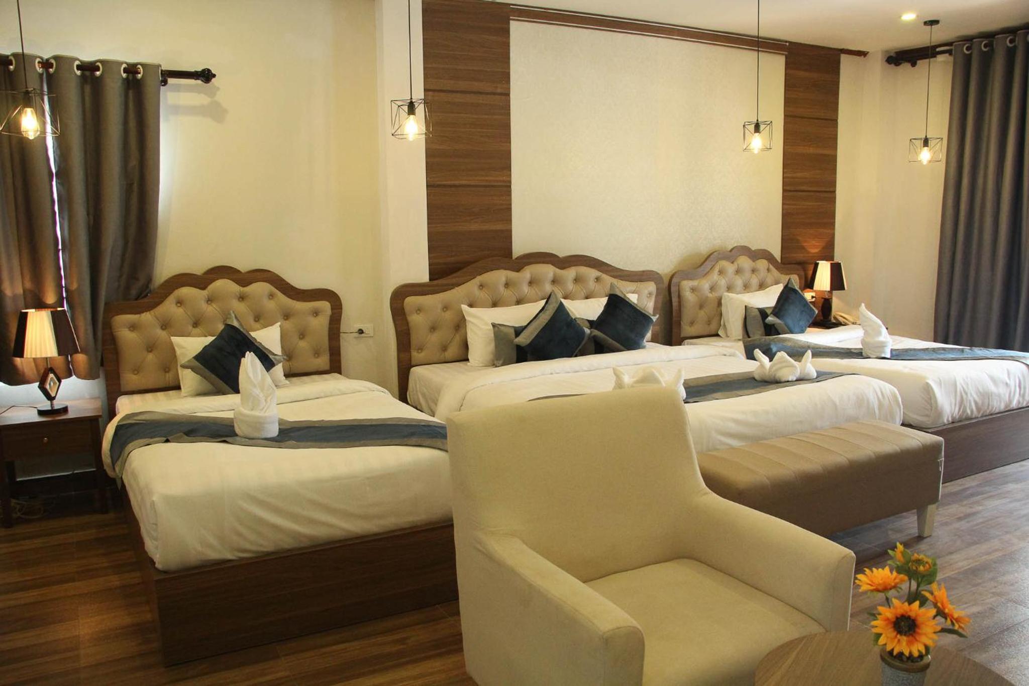 Family Suite With Balcony photo 3