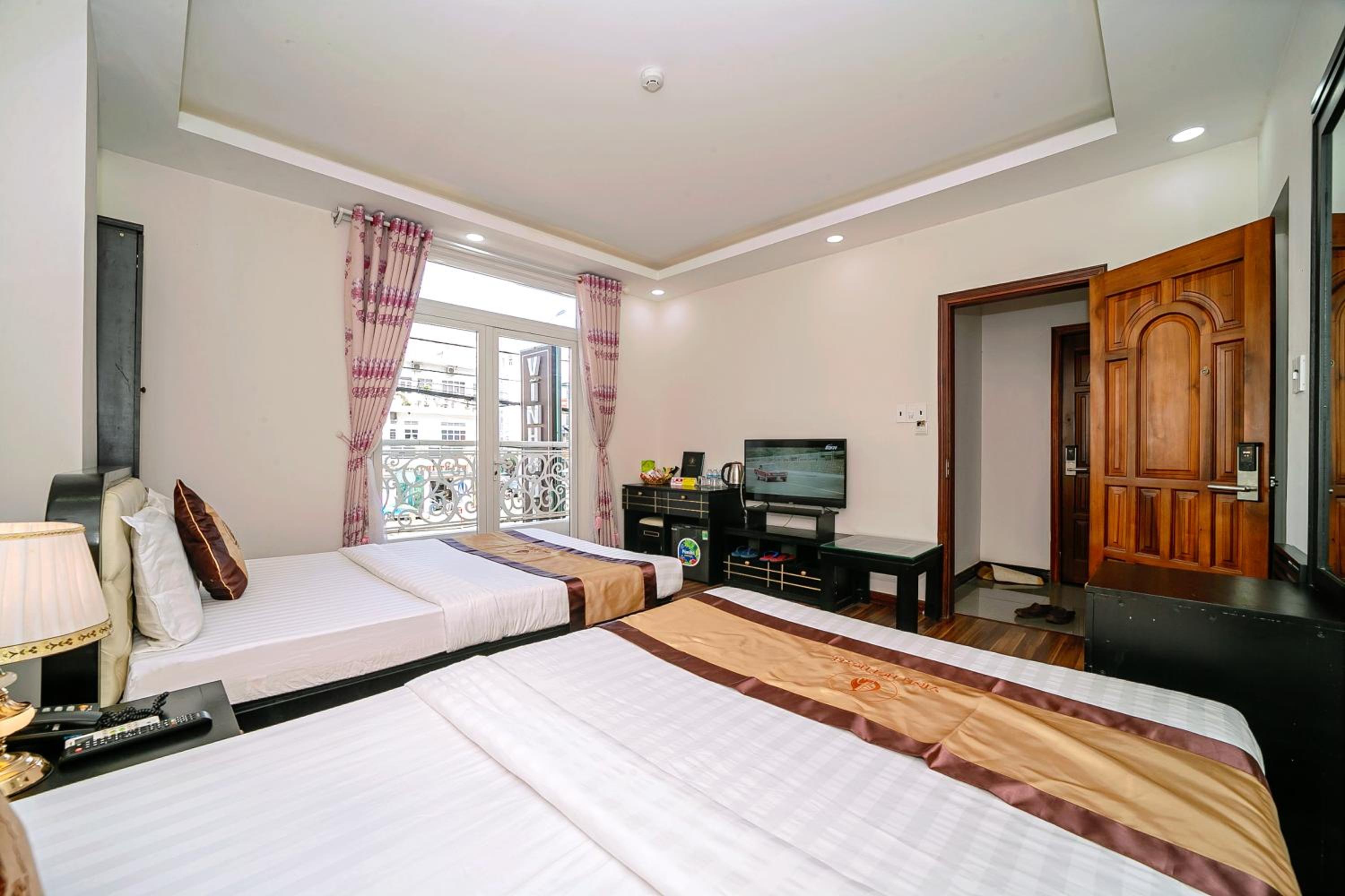 Twin Room with Balcony photo 1