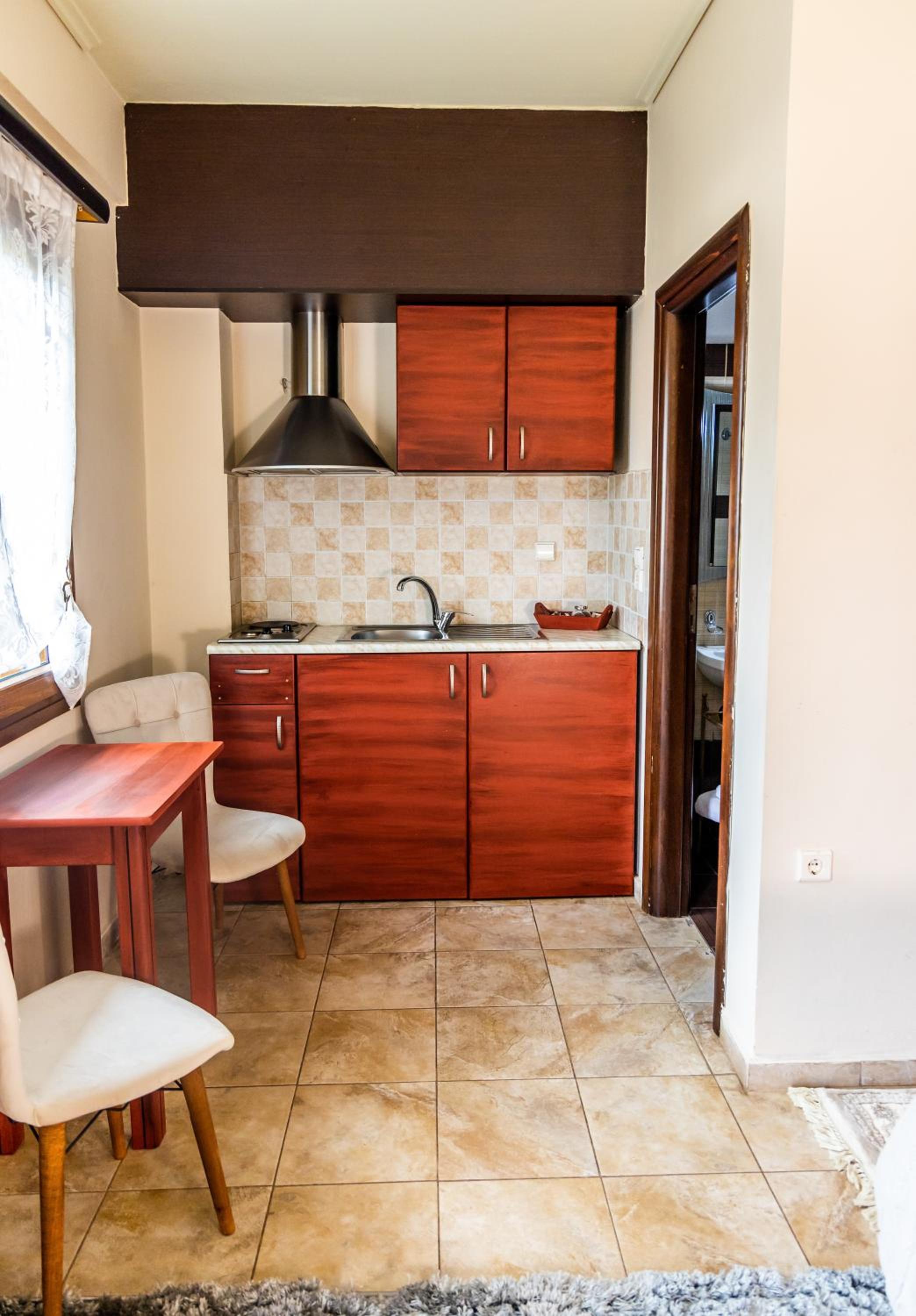 Studio (2 Adults) - Photo 31