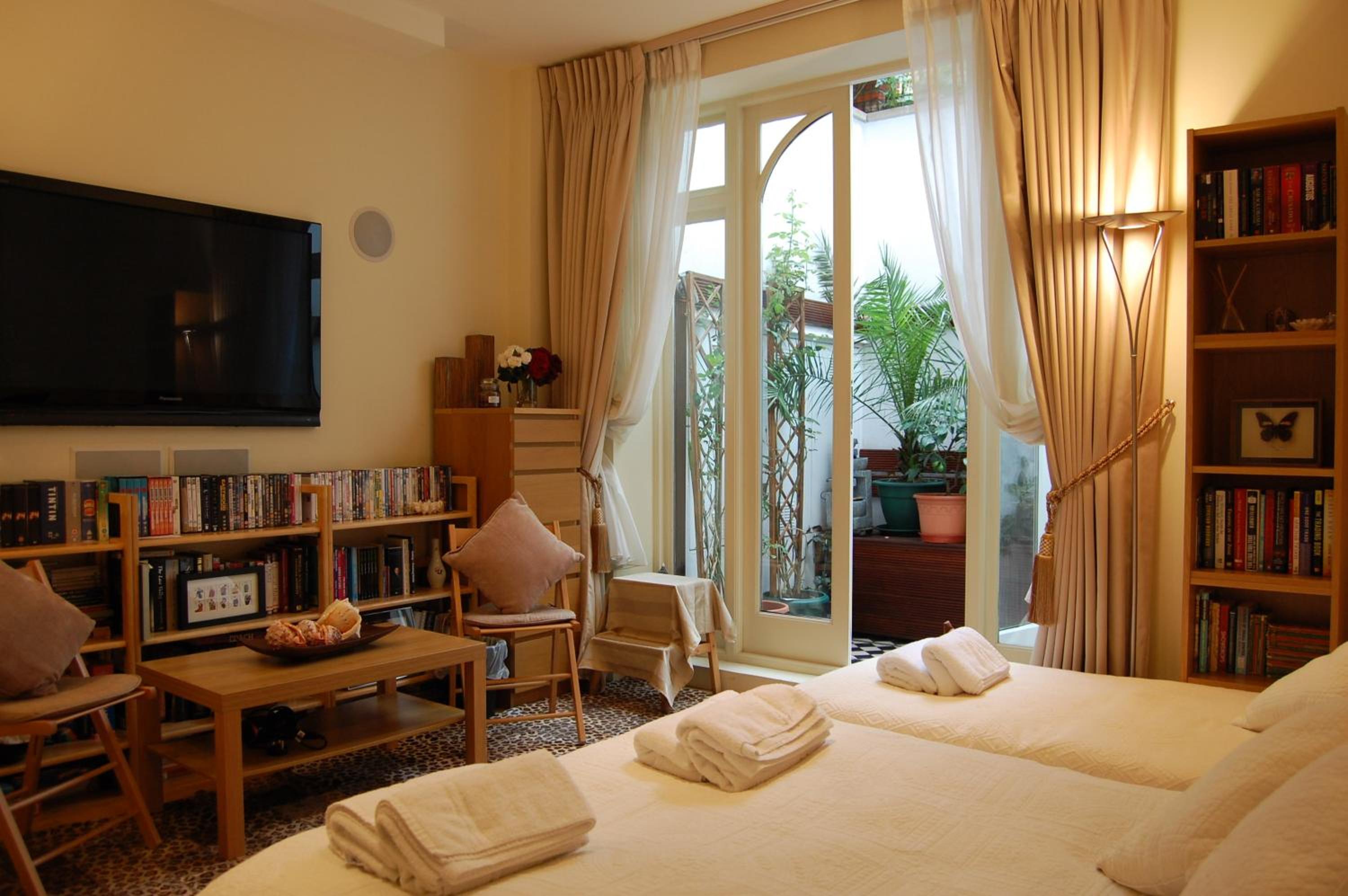 Double Room with Private Bathroom photo 1