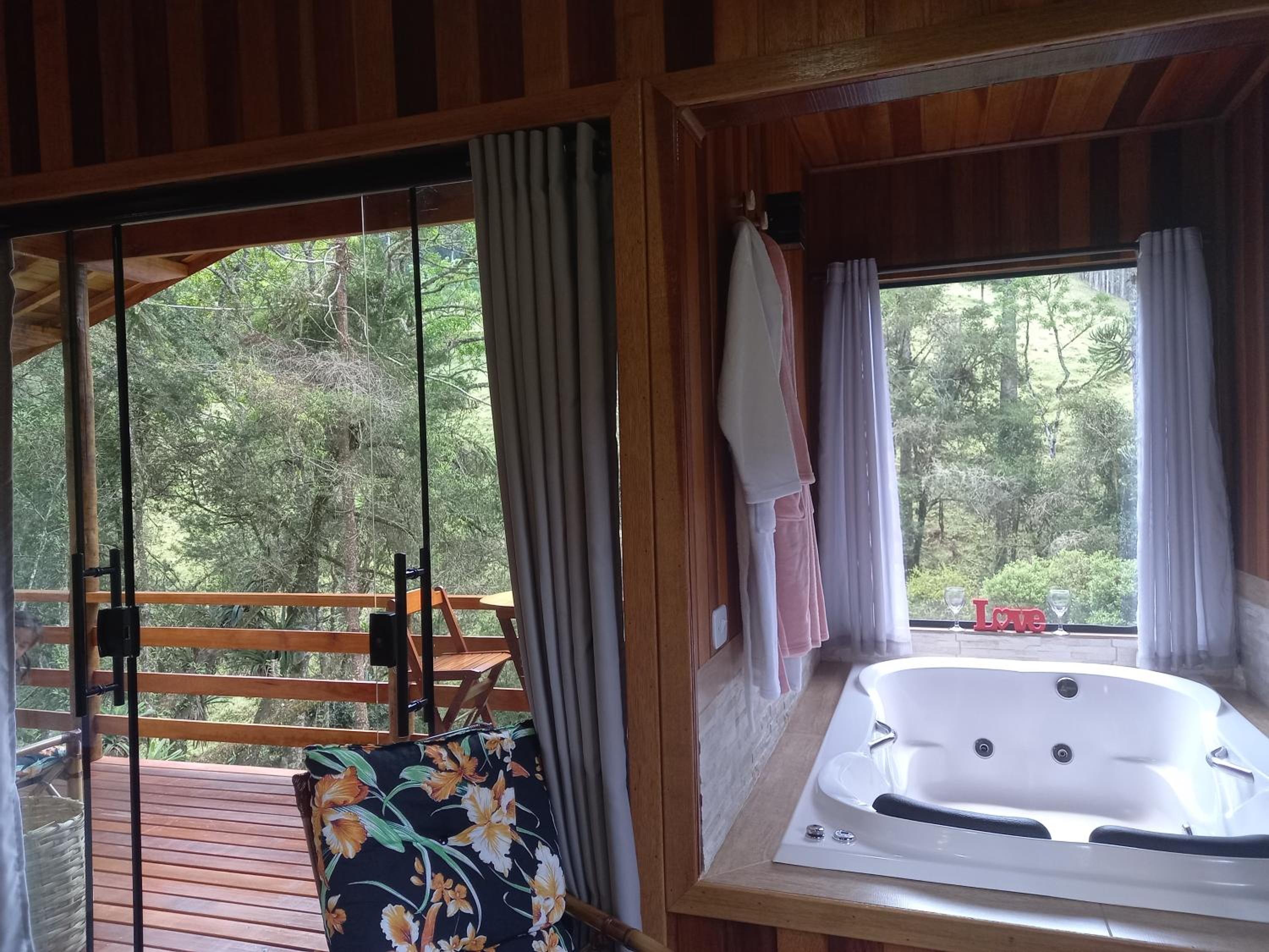 One-Bedroom Chalet - Photo 16