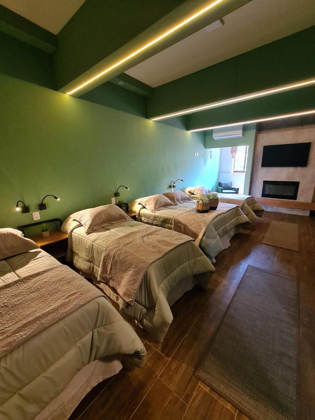 Deluxe Double or Twin Room with Lake View