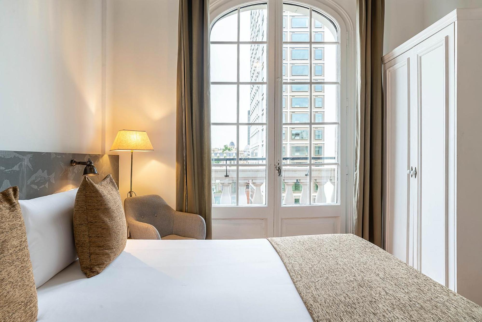 Habitación Doble con Vista a la Ciudad