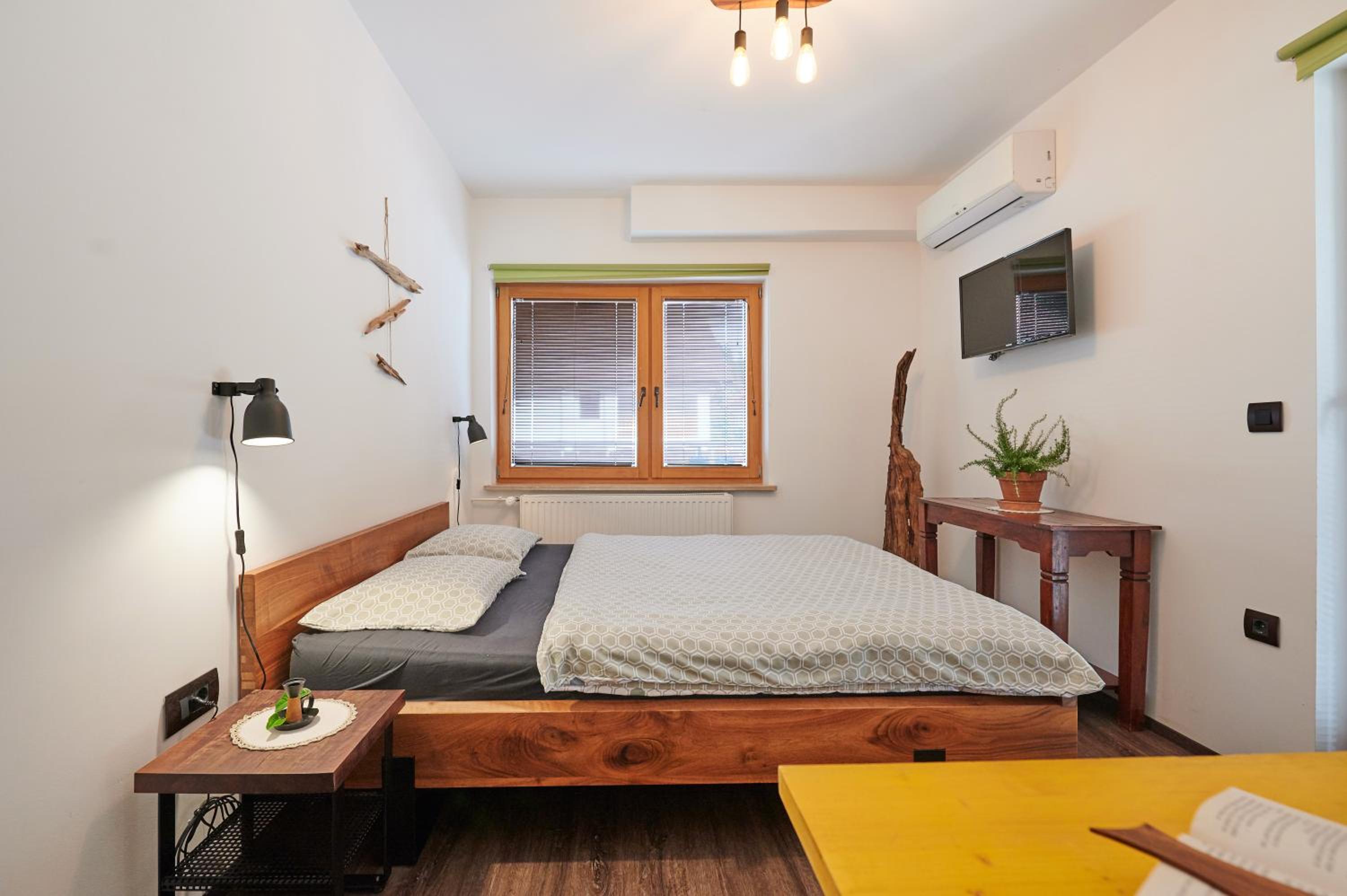 Double Room with Terrace - Photo 2