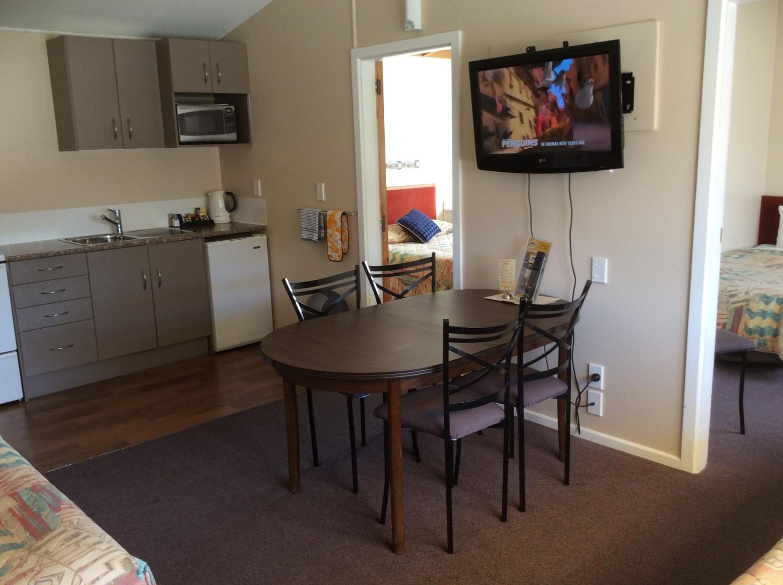 Two-Bedroom Suite photo 3