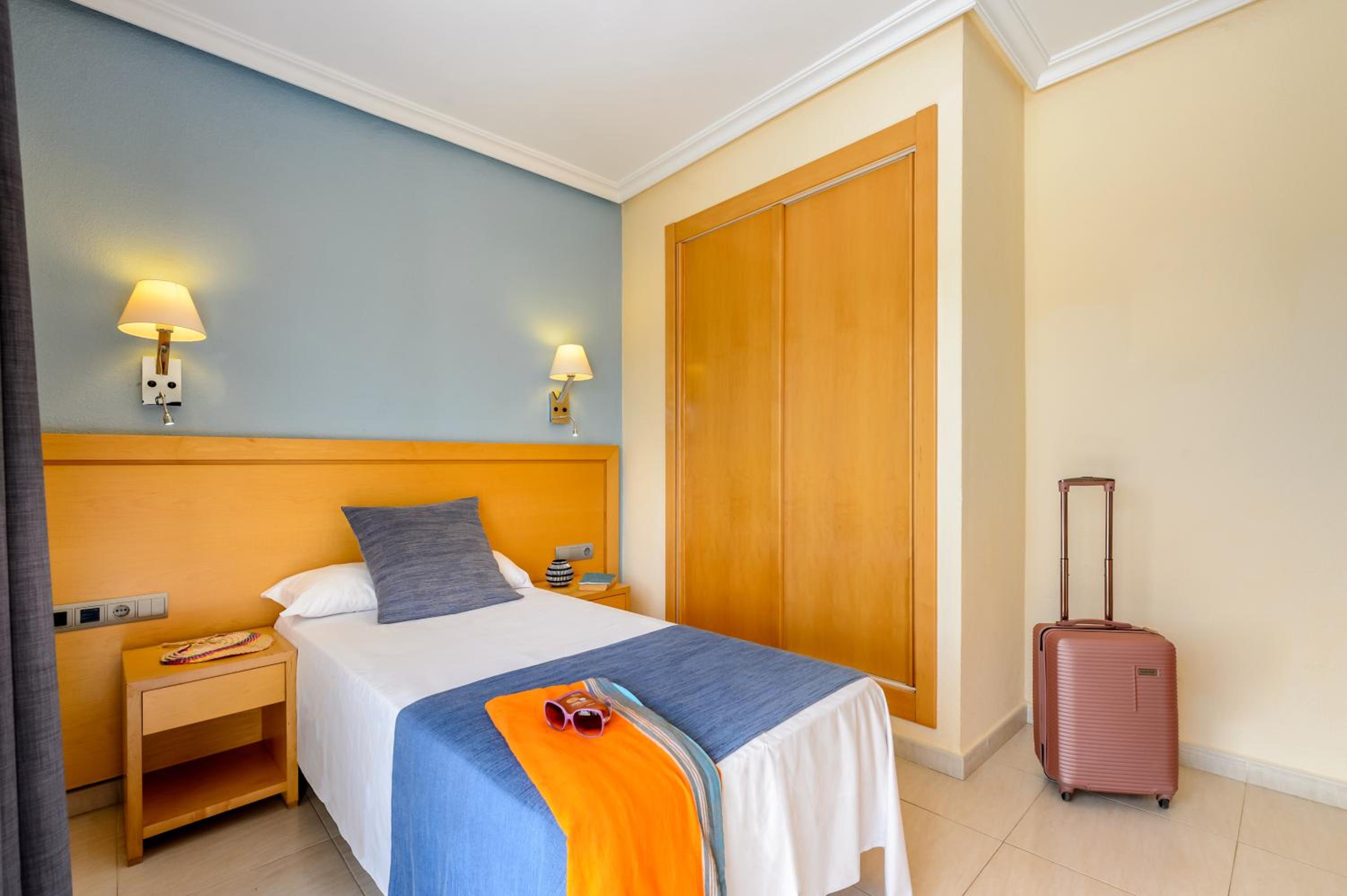 Single Room photo 2