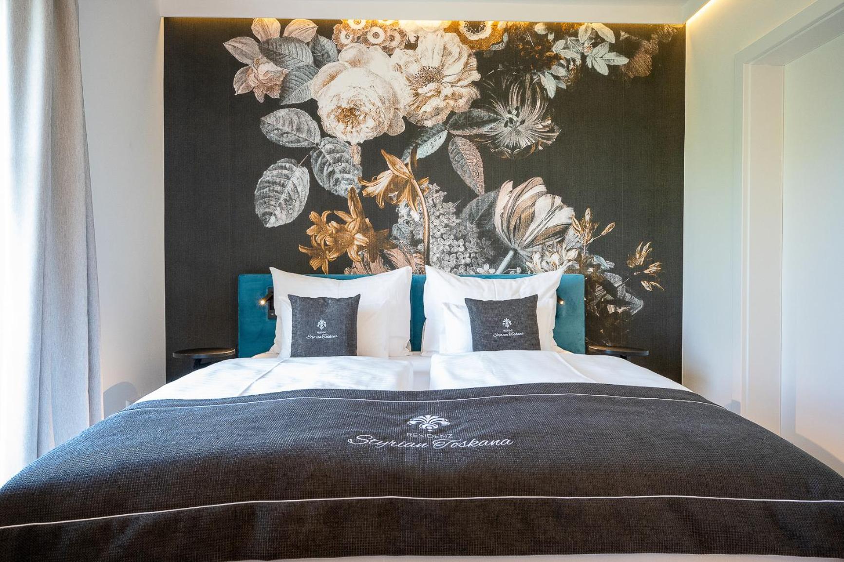 Deluxe Double Room with Balcony photo 1