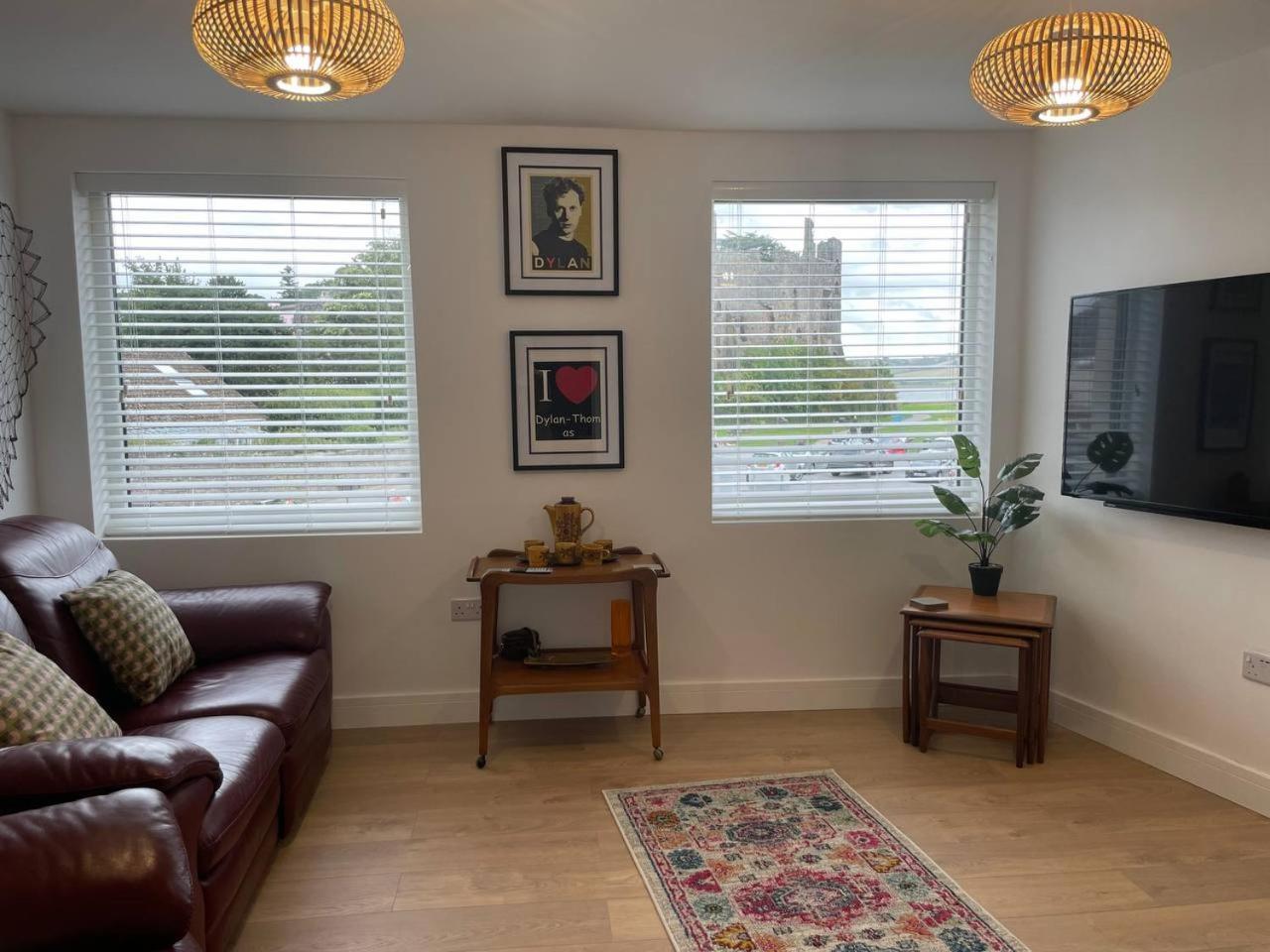 Two-Bedroom House photo 3