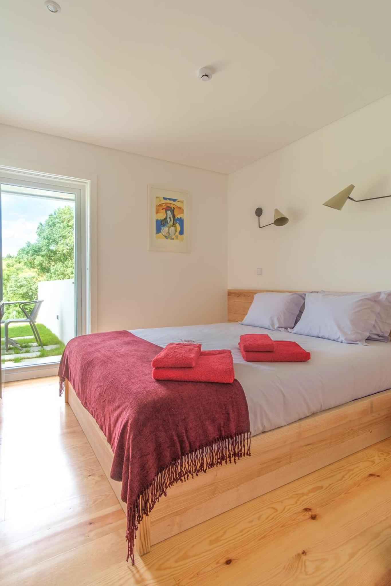 Two-Bedroom House - Photo 3