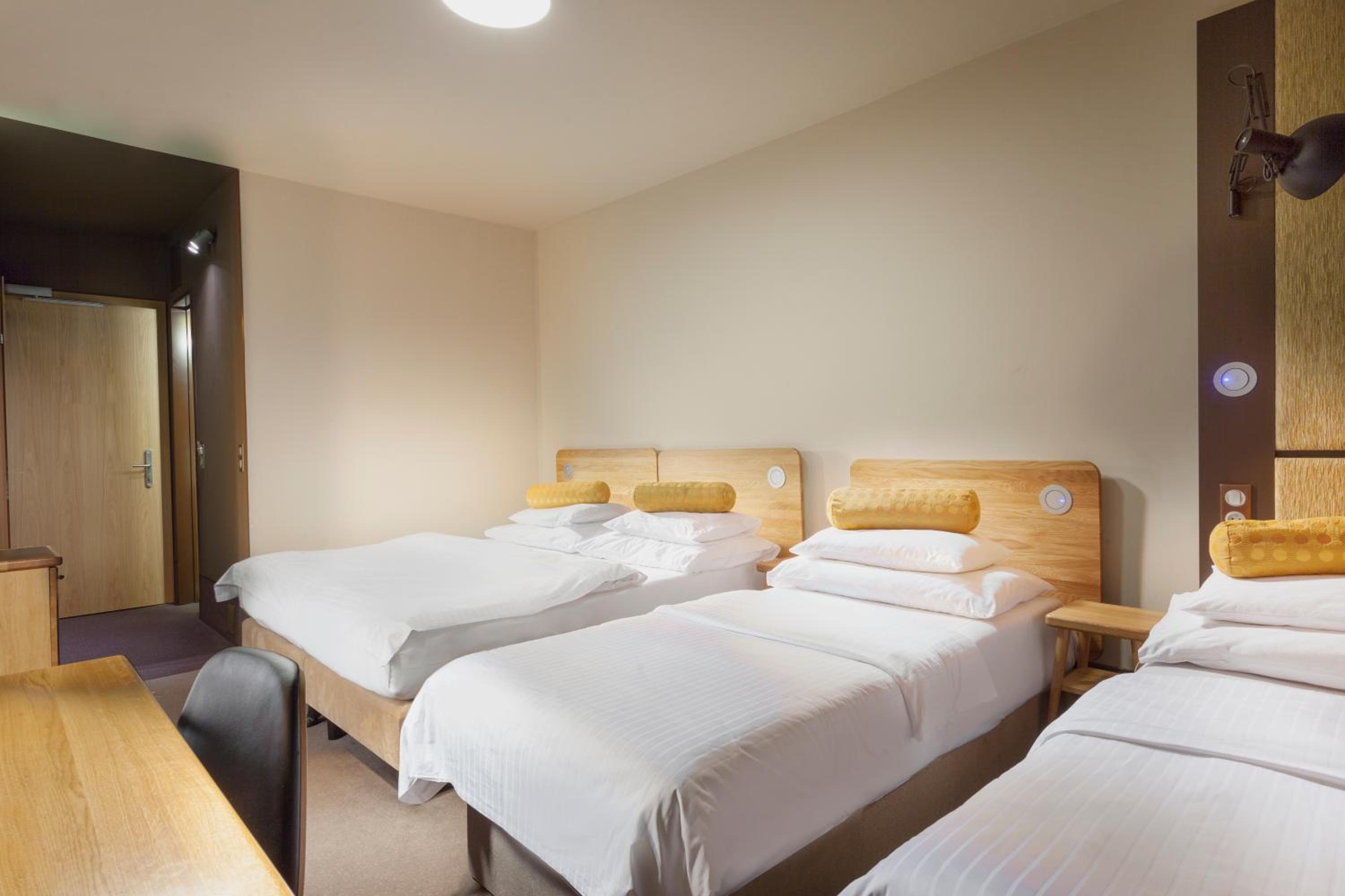 Depandance Quadruple Room - Annex Building
