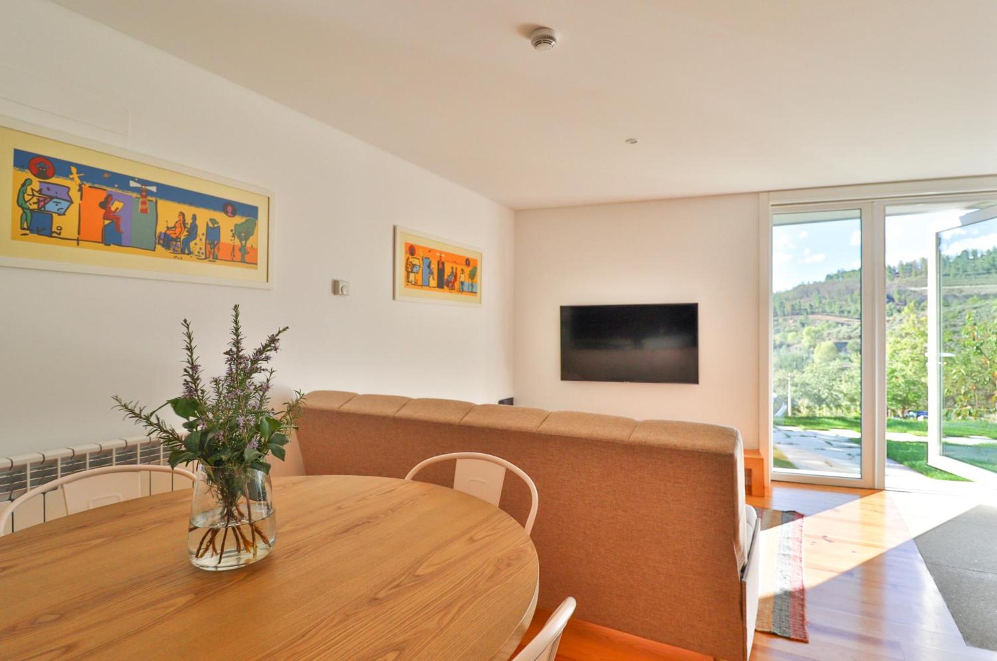 Two-Bedroom House - Photo 7