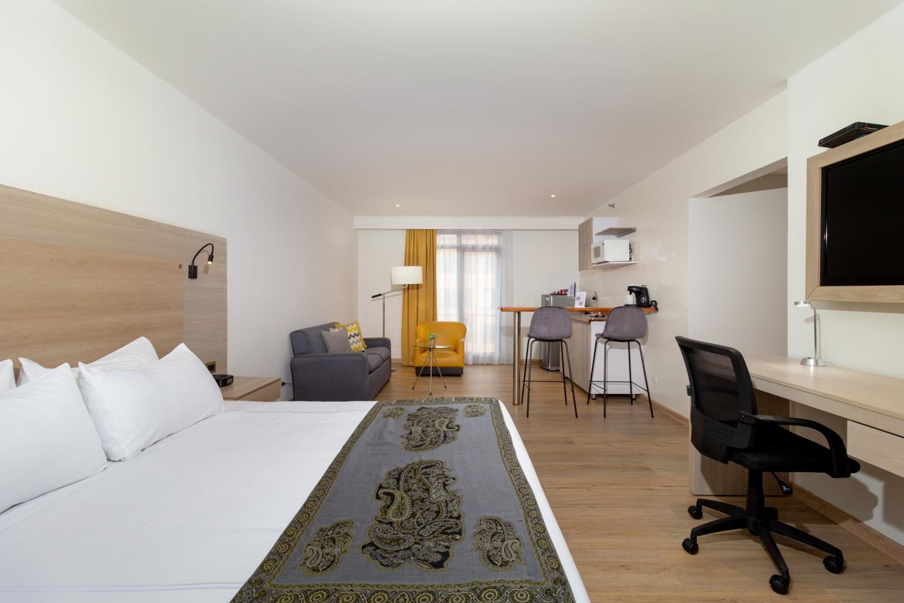 Junior Suite - Photo 21
