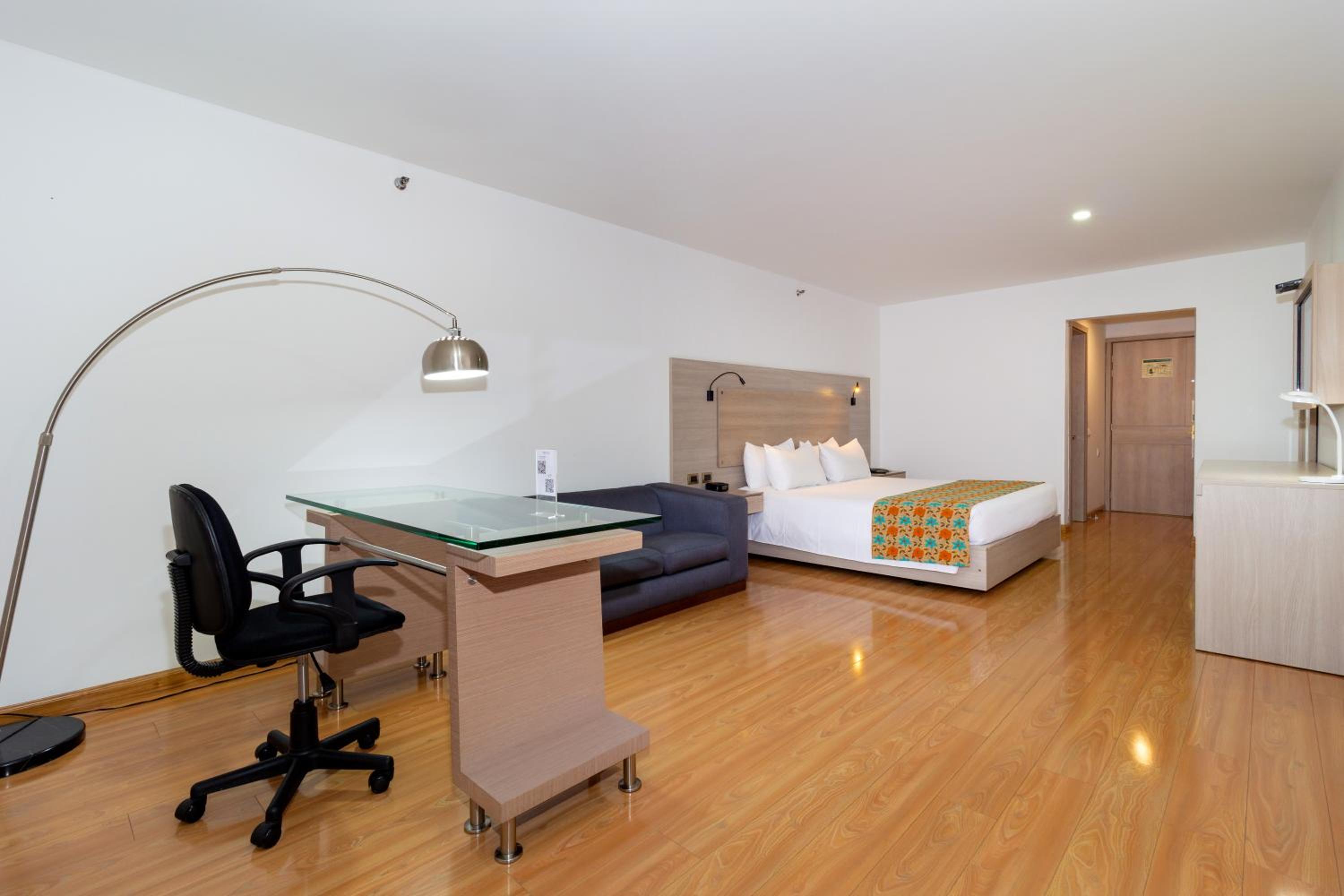 Junior Suite - Photo 8