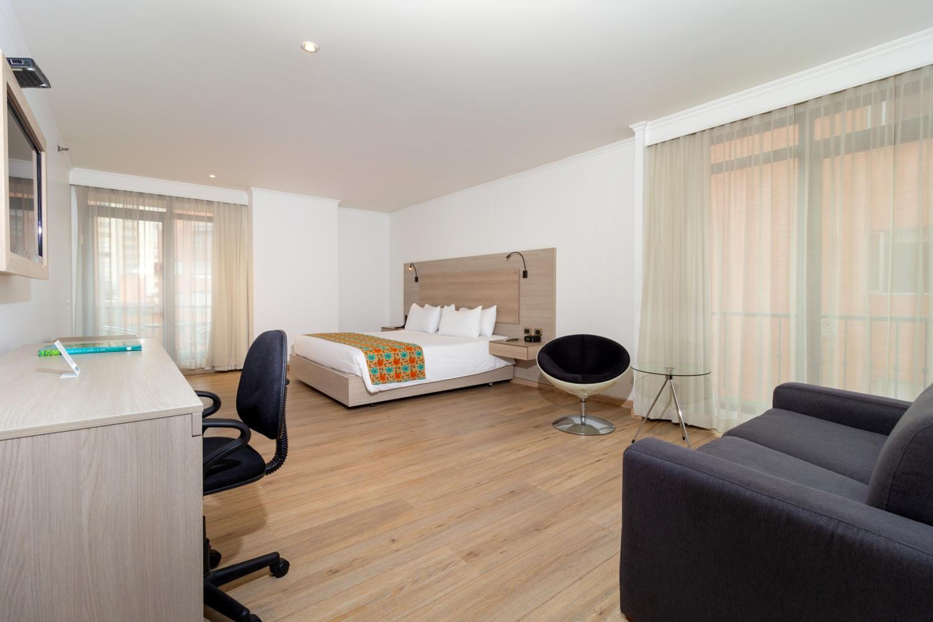 Junior Suite - Photo 16