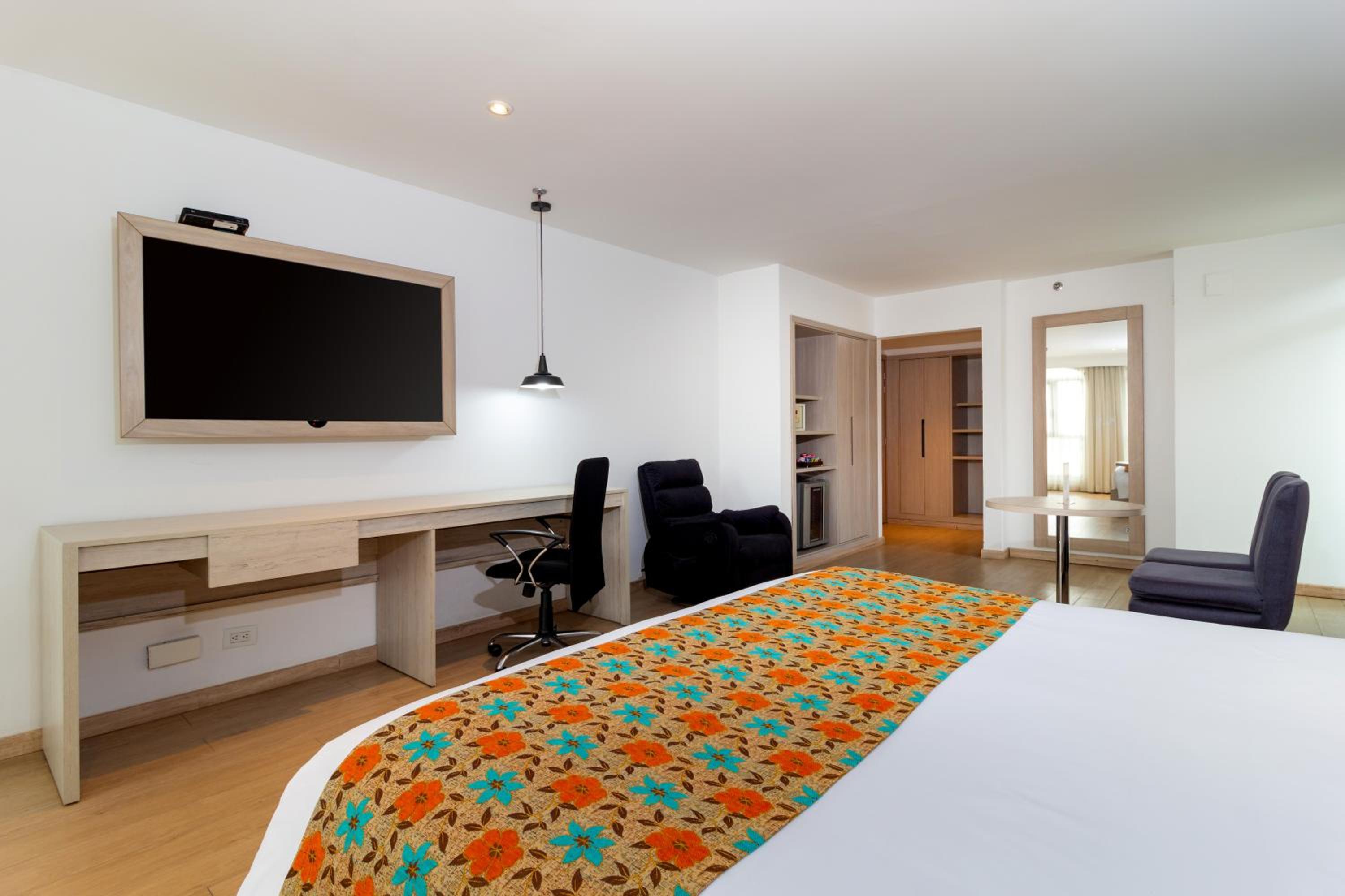 Junior Suite - Photo 11