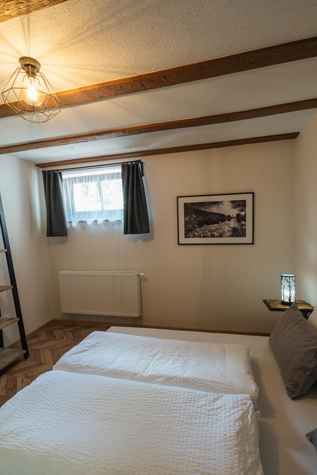 Deluxe Double Room with Shower photo 1