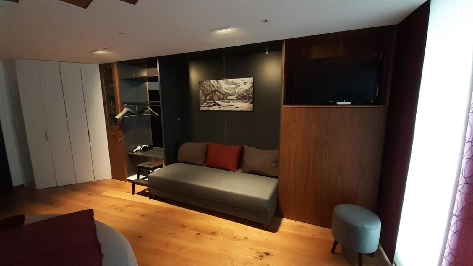 Apartment with Balcony photo 1