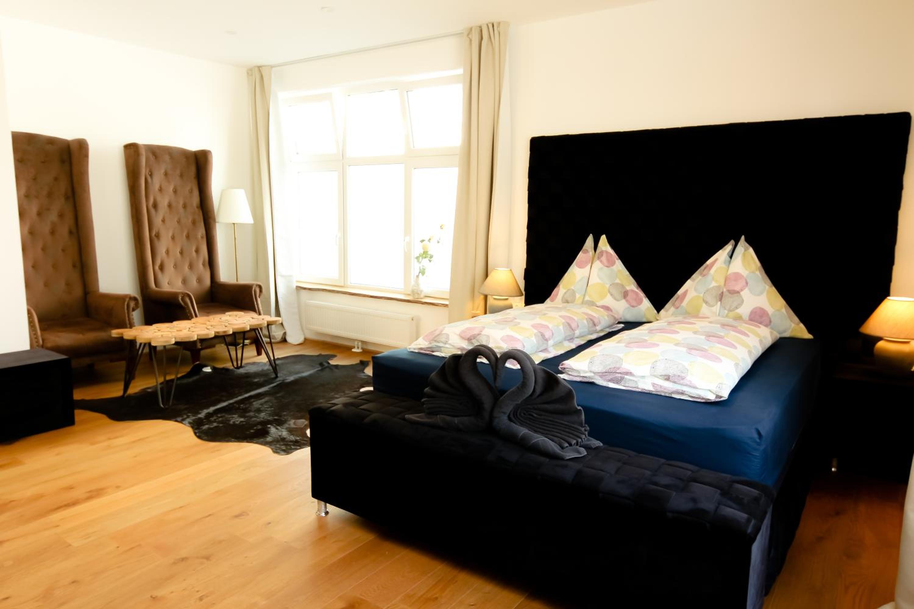 Deluxe King Suite