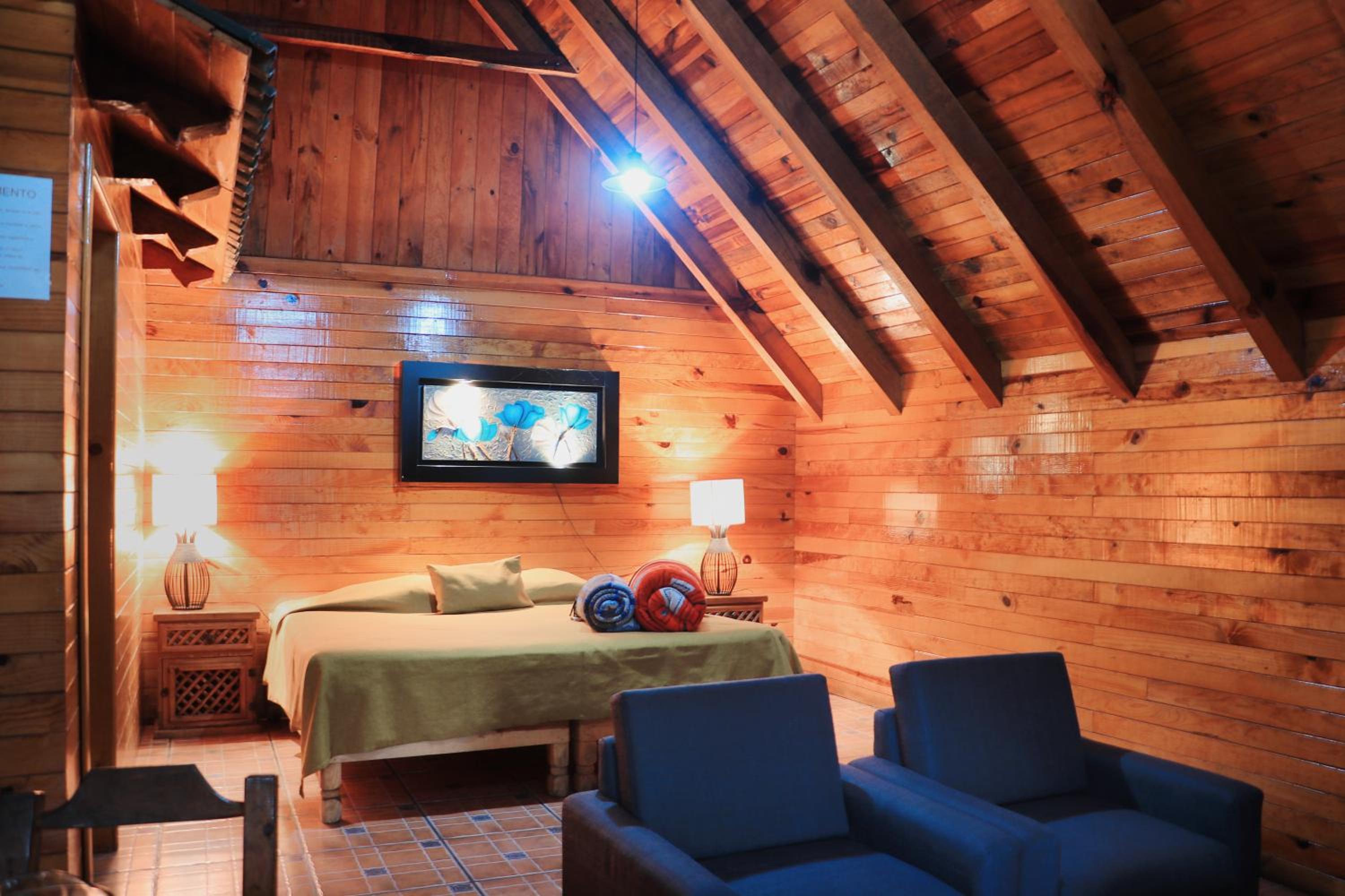 Chalet (2 Adults) - Photo 18