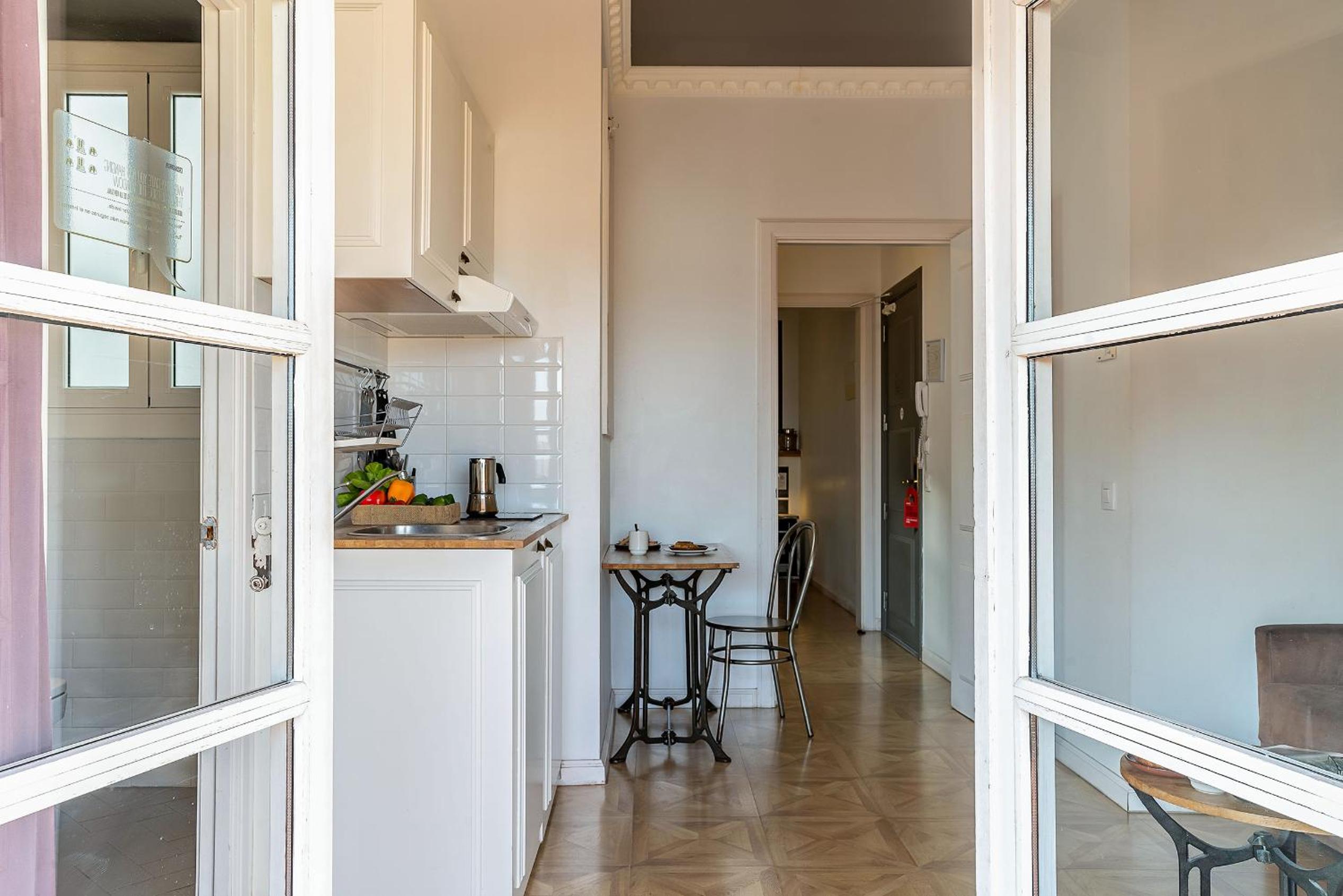 Apartment with Terrace photo 3