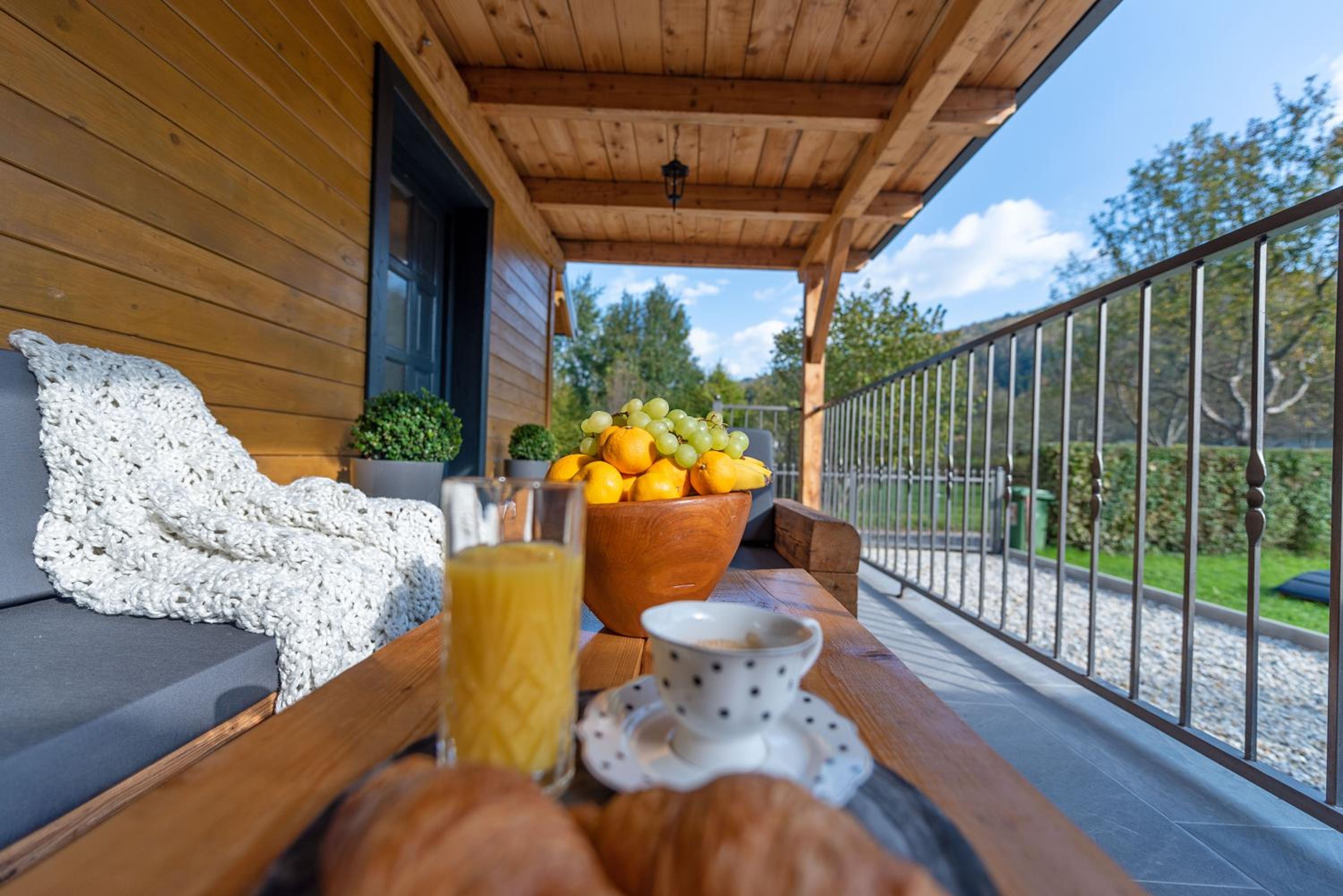 Villa photo 3