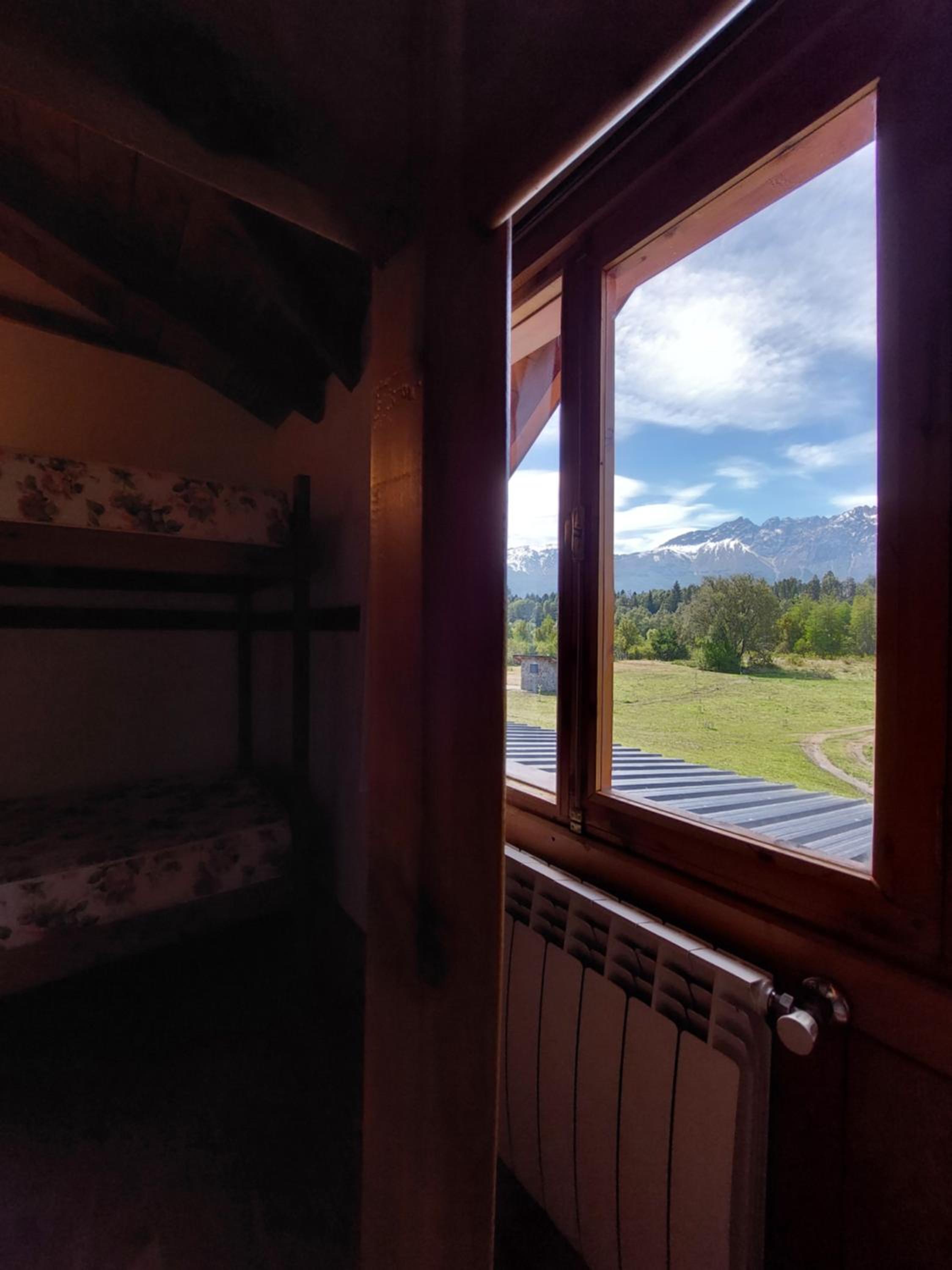 Quadruple Room with Mountain View photo 3