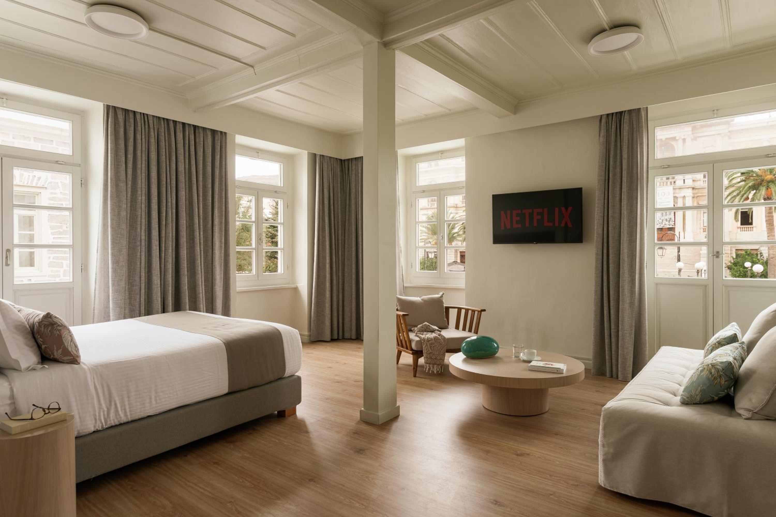 Honeymoon Suite with Balcony