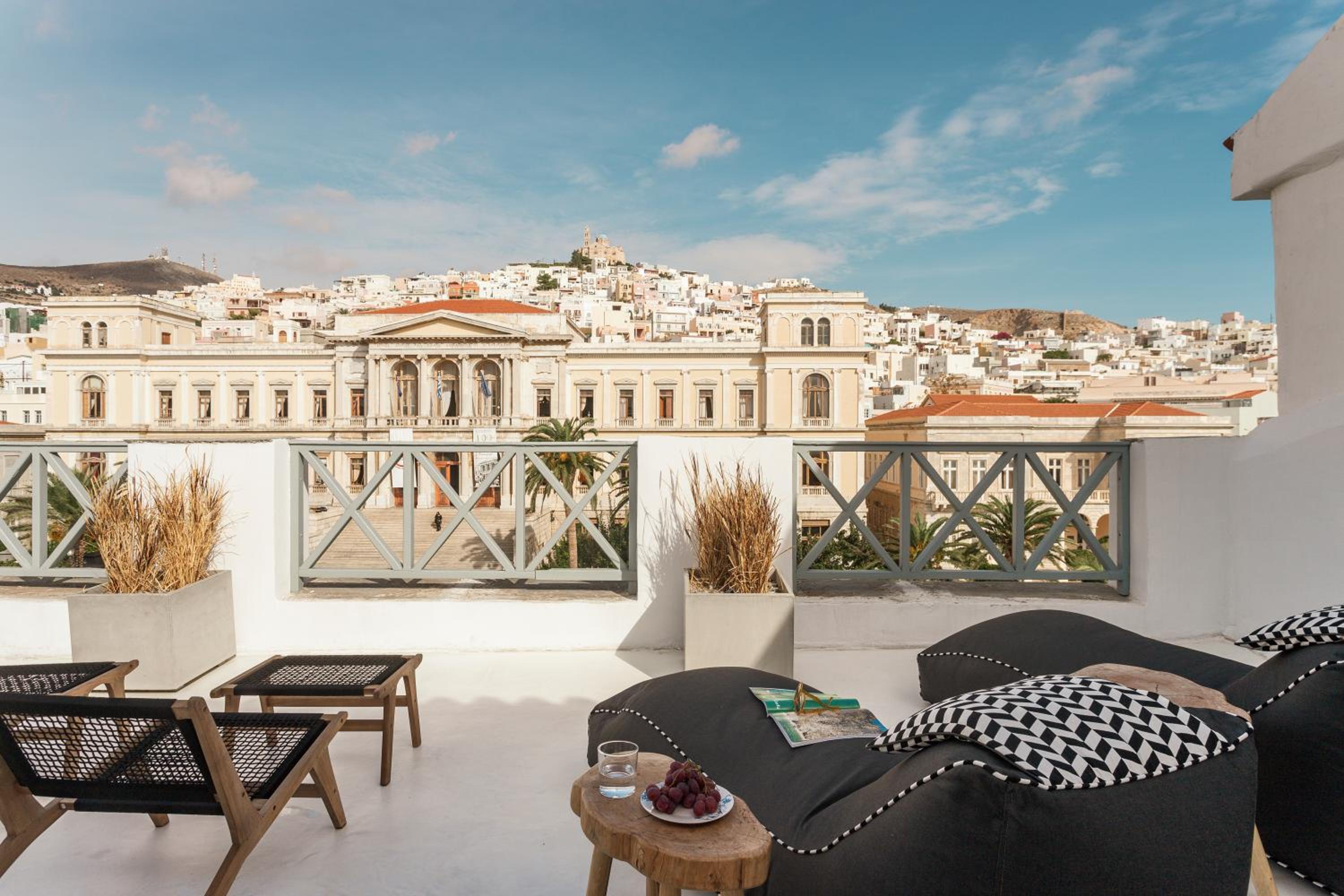 Suite with Terrace - Photo 3